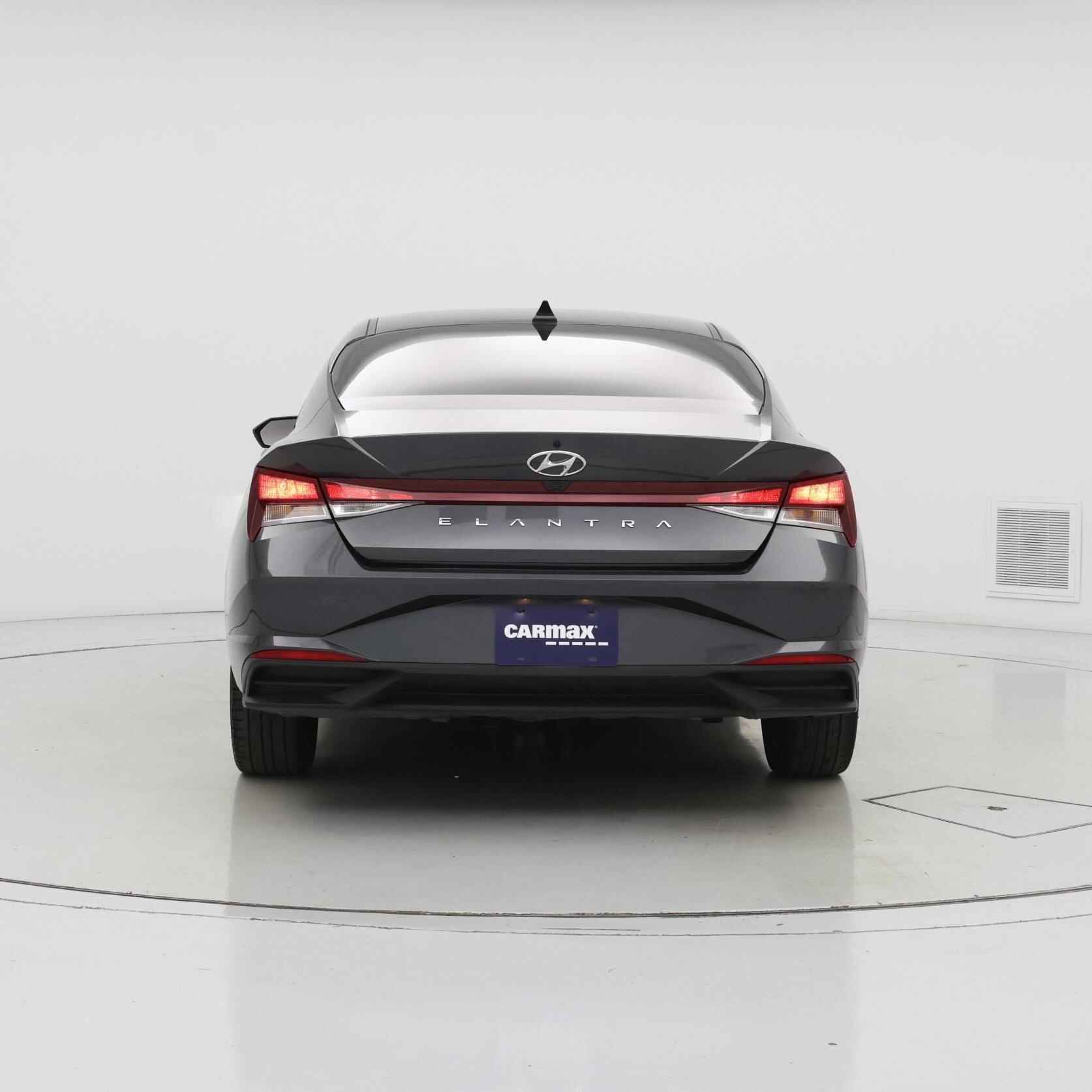 Thumbnail: 2023 Hyundai Elantra - 6