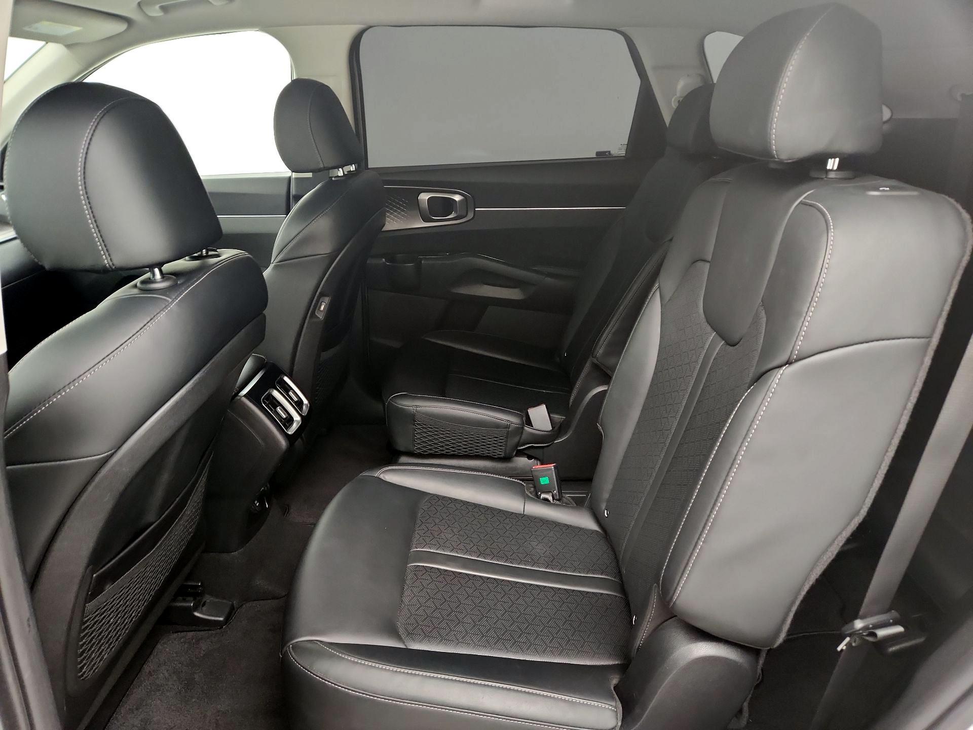 Thumbnail: 2022 Kia Sorento - 20