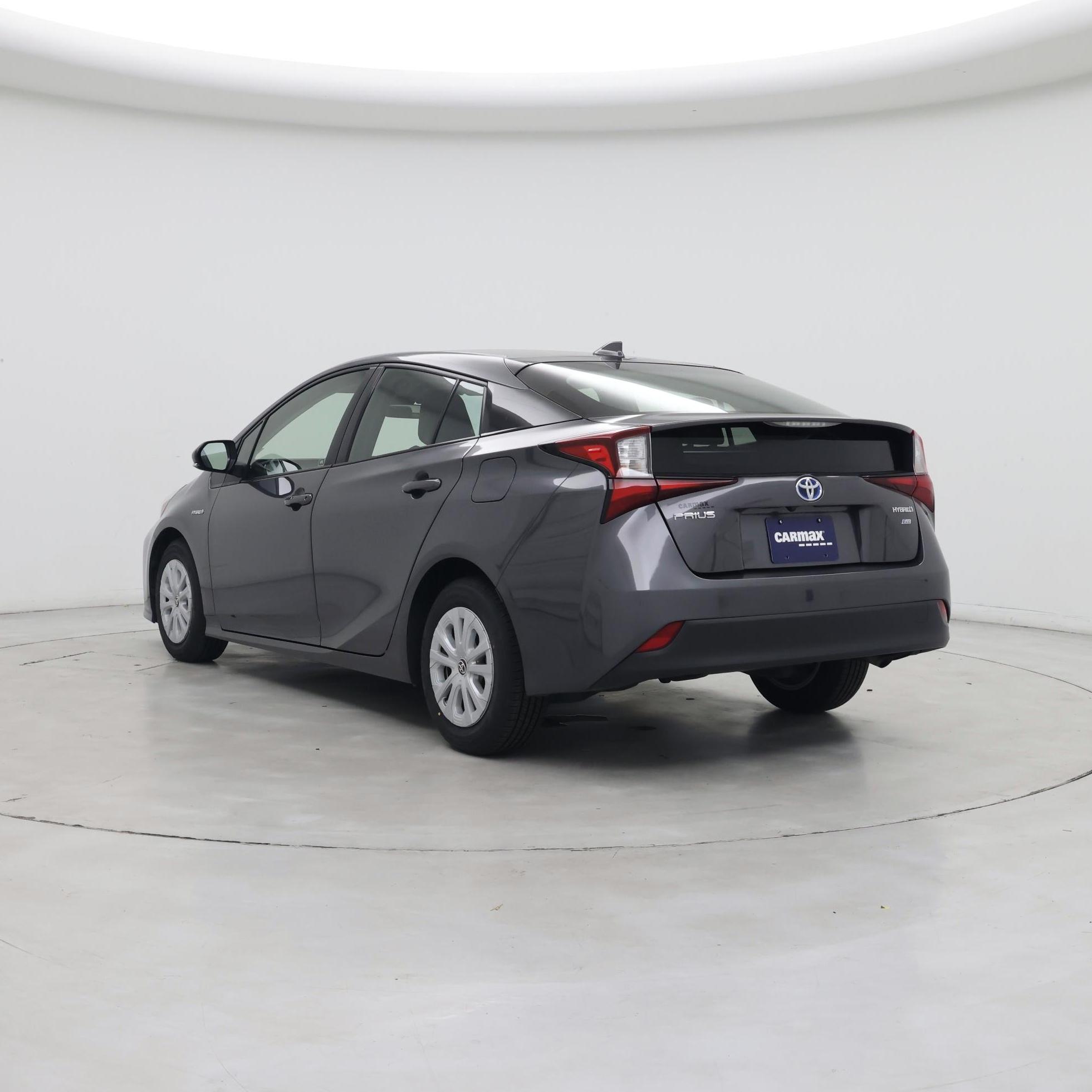 Thumbnail: 2019 Toyota Prius - 2