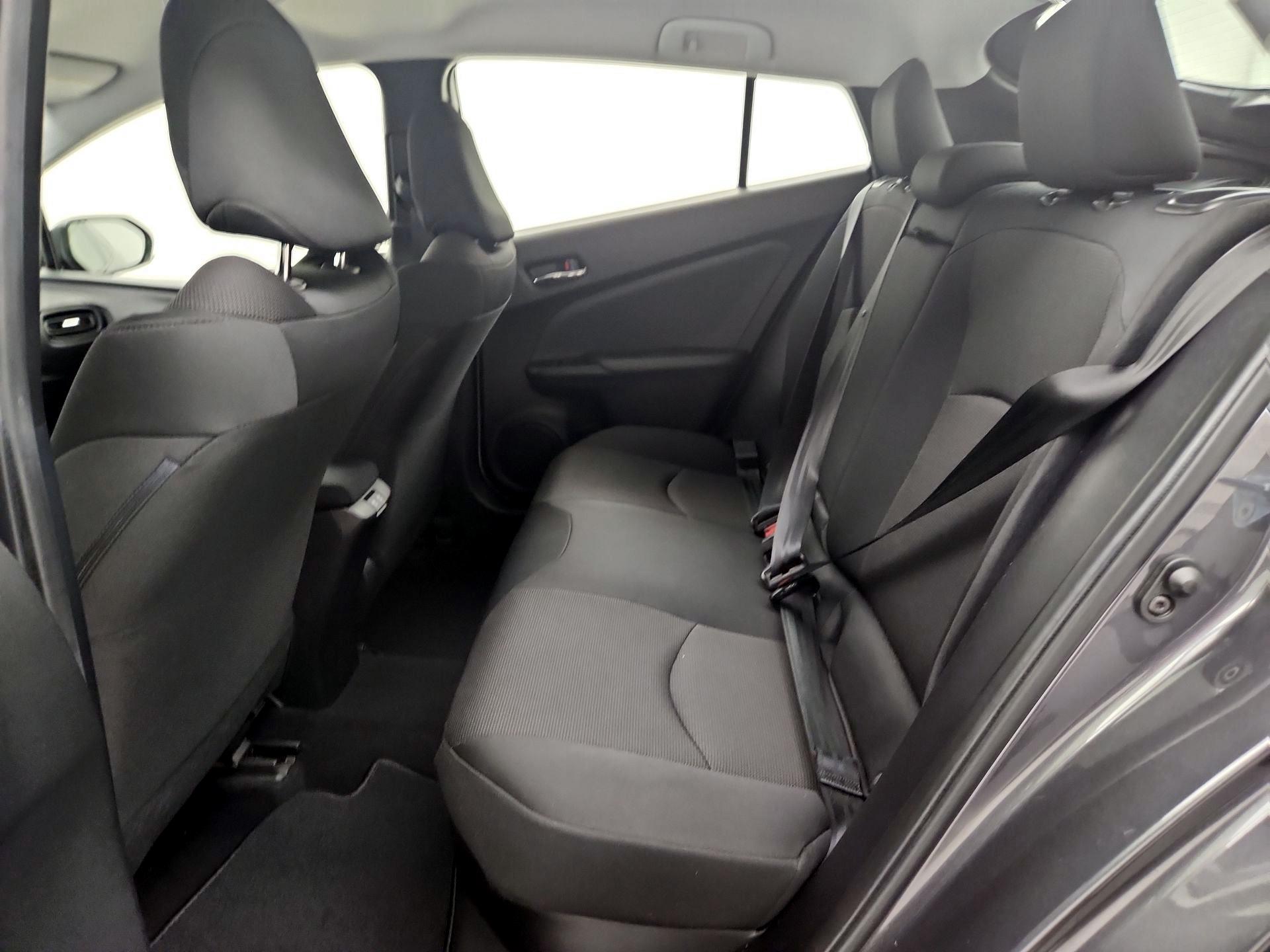 Thumbnail: 2019 Toyota Prius - 19