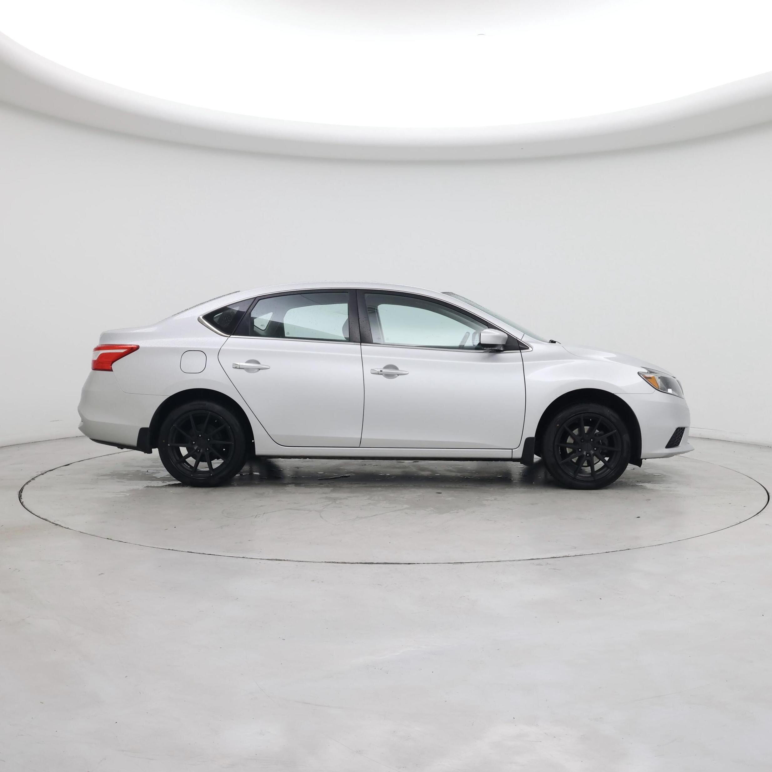 Thumbnail: 2017 Nissan Sentra - 7