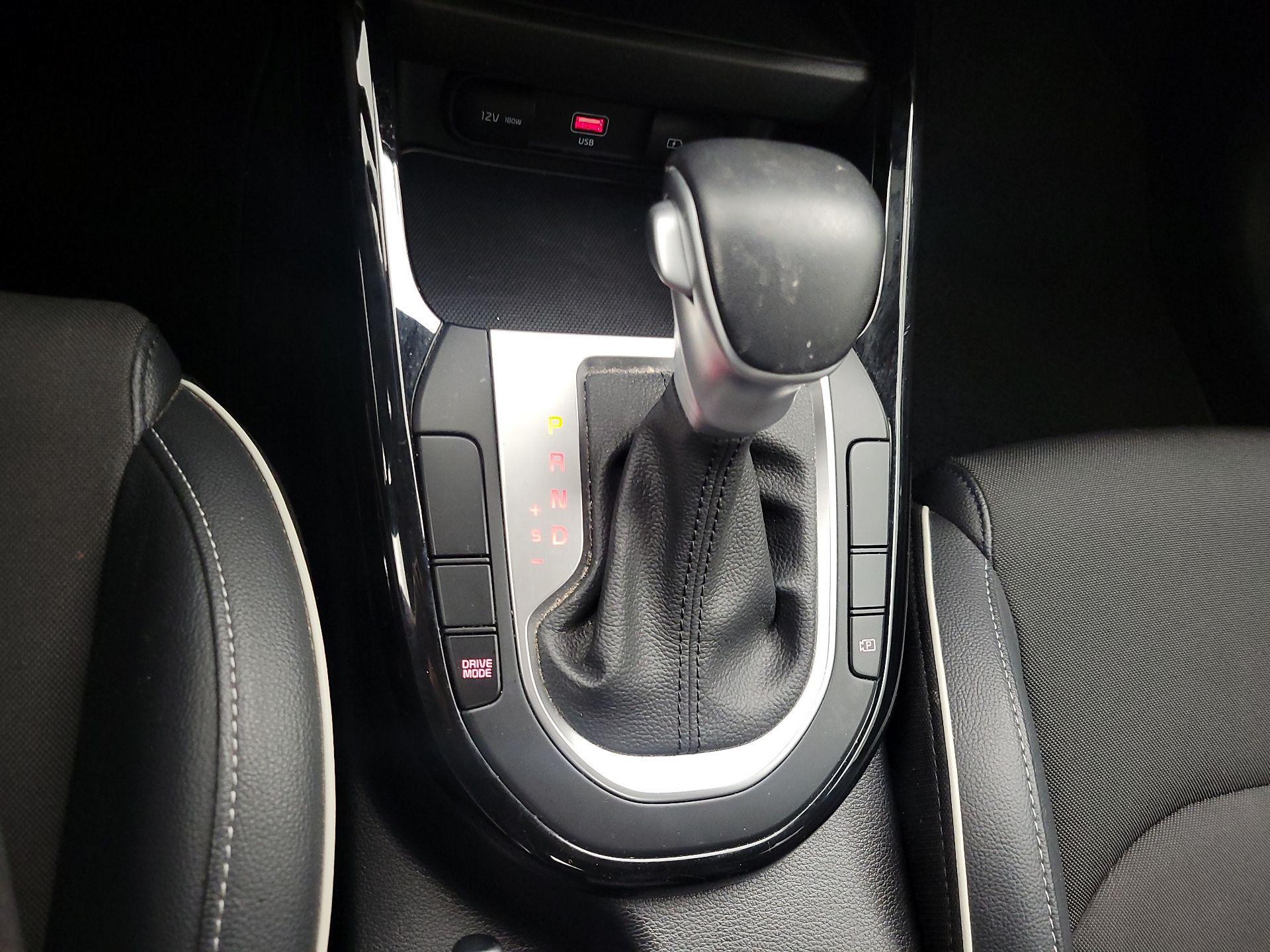 Thumbnail: 2023 Kia Forte - 18