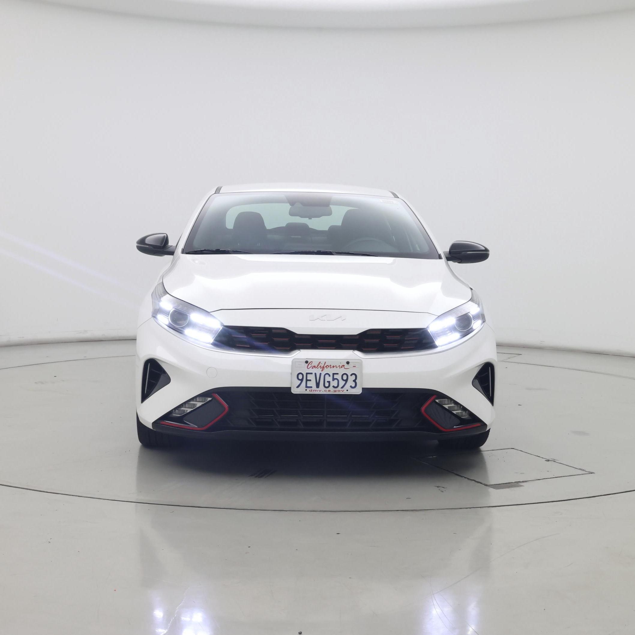 Thumbnail: 2023 Kia Forte - 5
