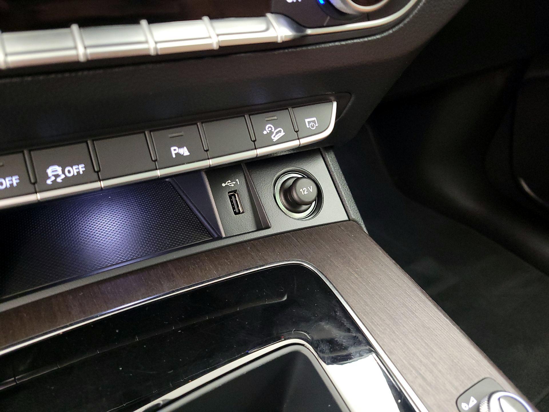 Thumbnail: 2023 Audi Q5 - 18