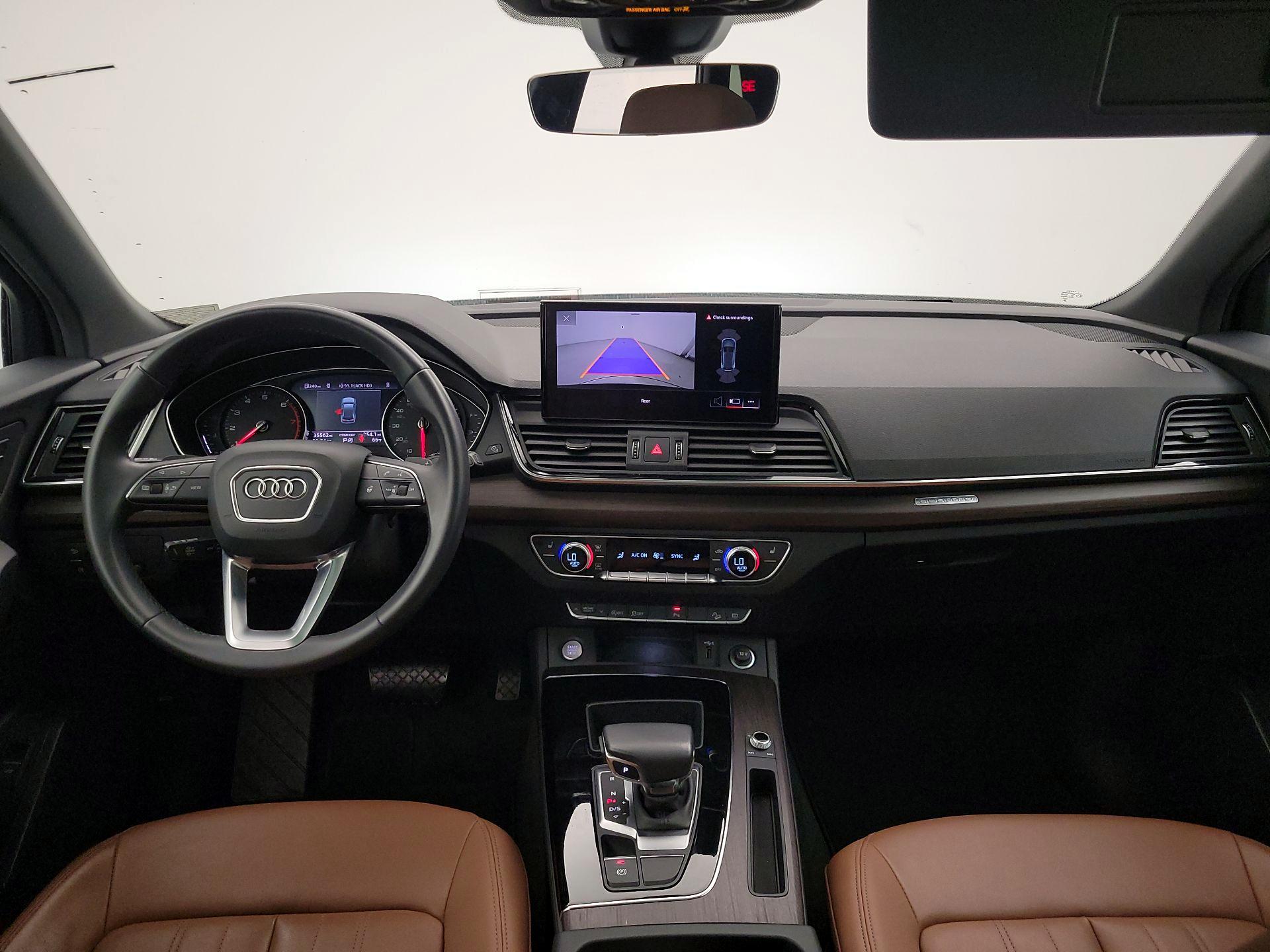 Thumbnail: 2023 Audi Q5 - 9