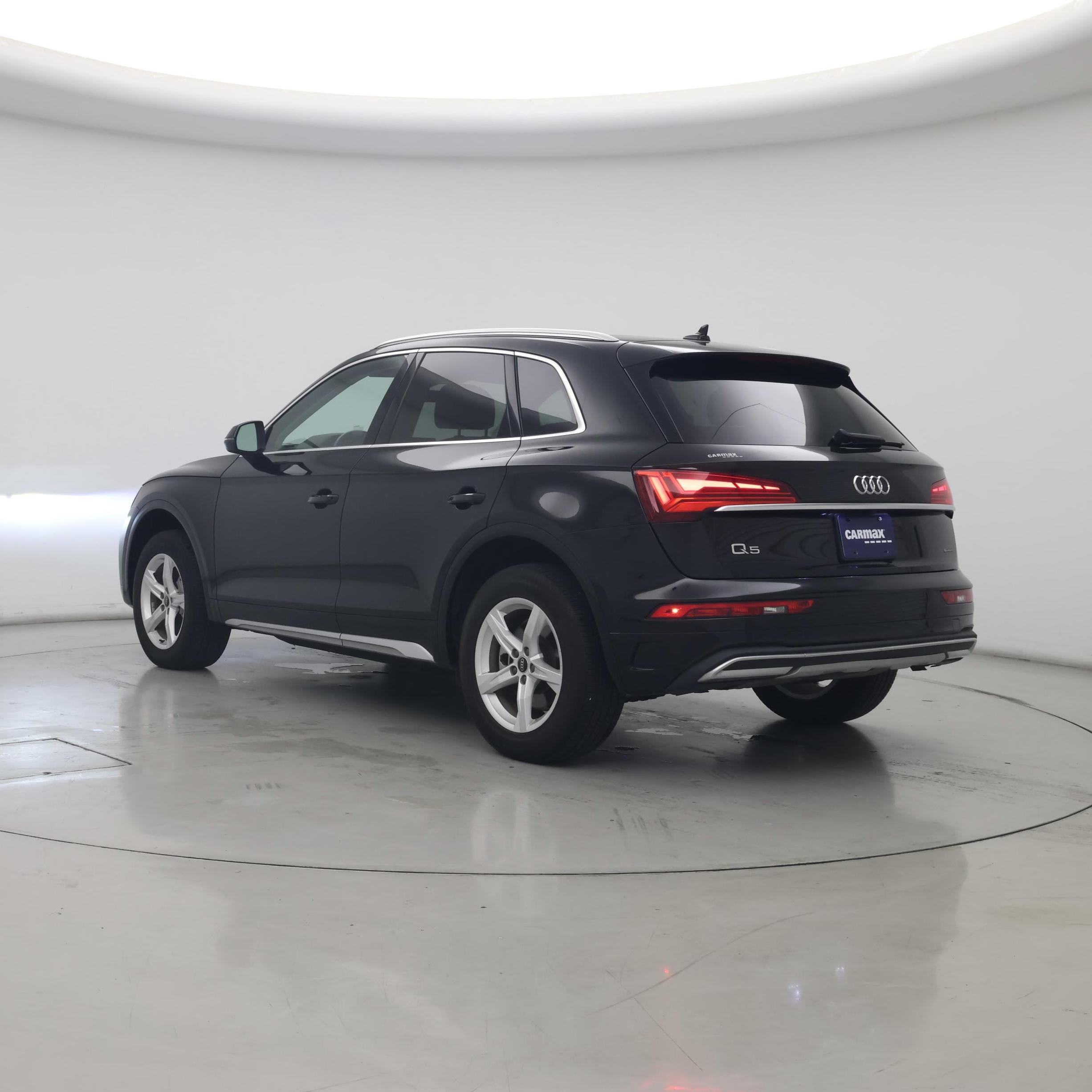 Thumbnail: 2023 Audi Q5 - 2