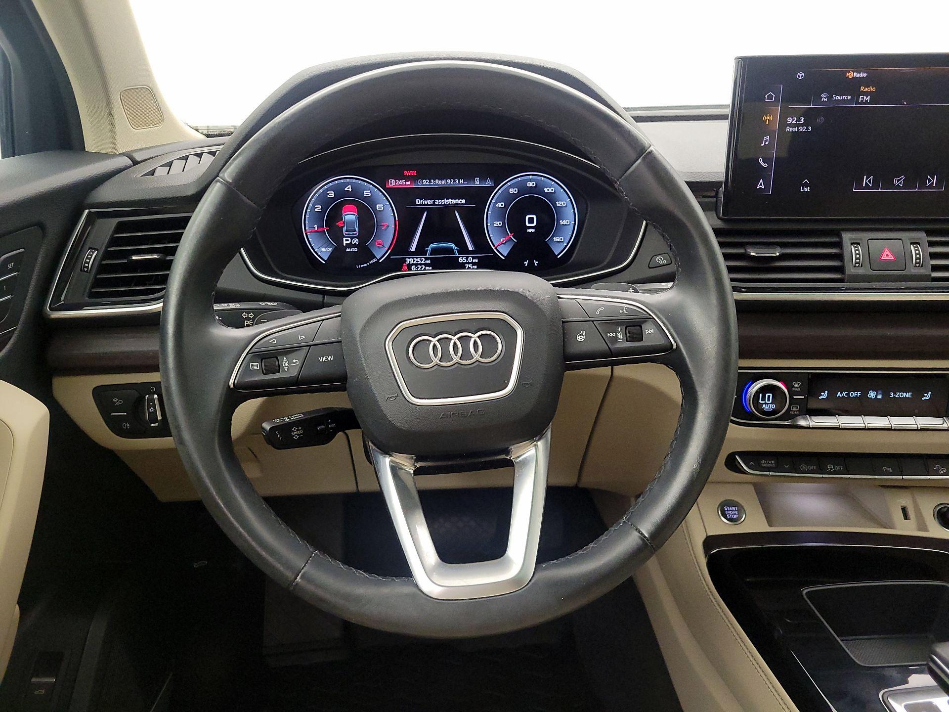 Thumbnail: 2023 Audi Q5 - 10