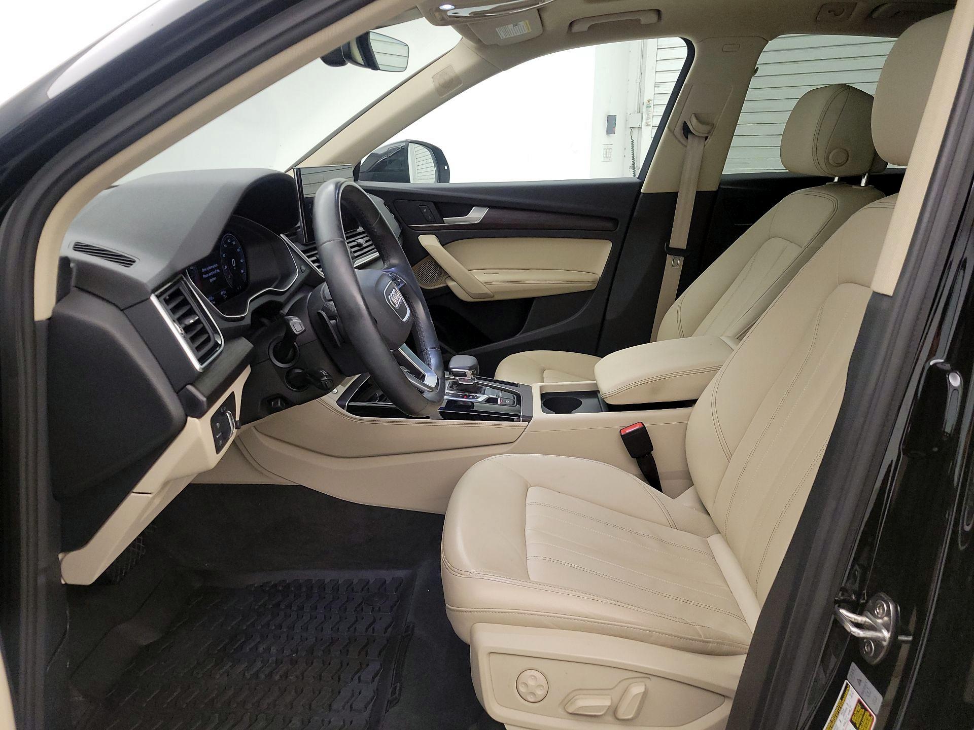 Thumbnail: 2023 Audi Q5 - 11