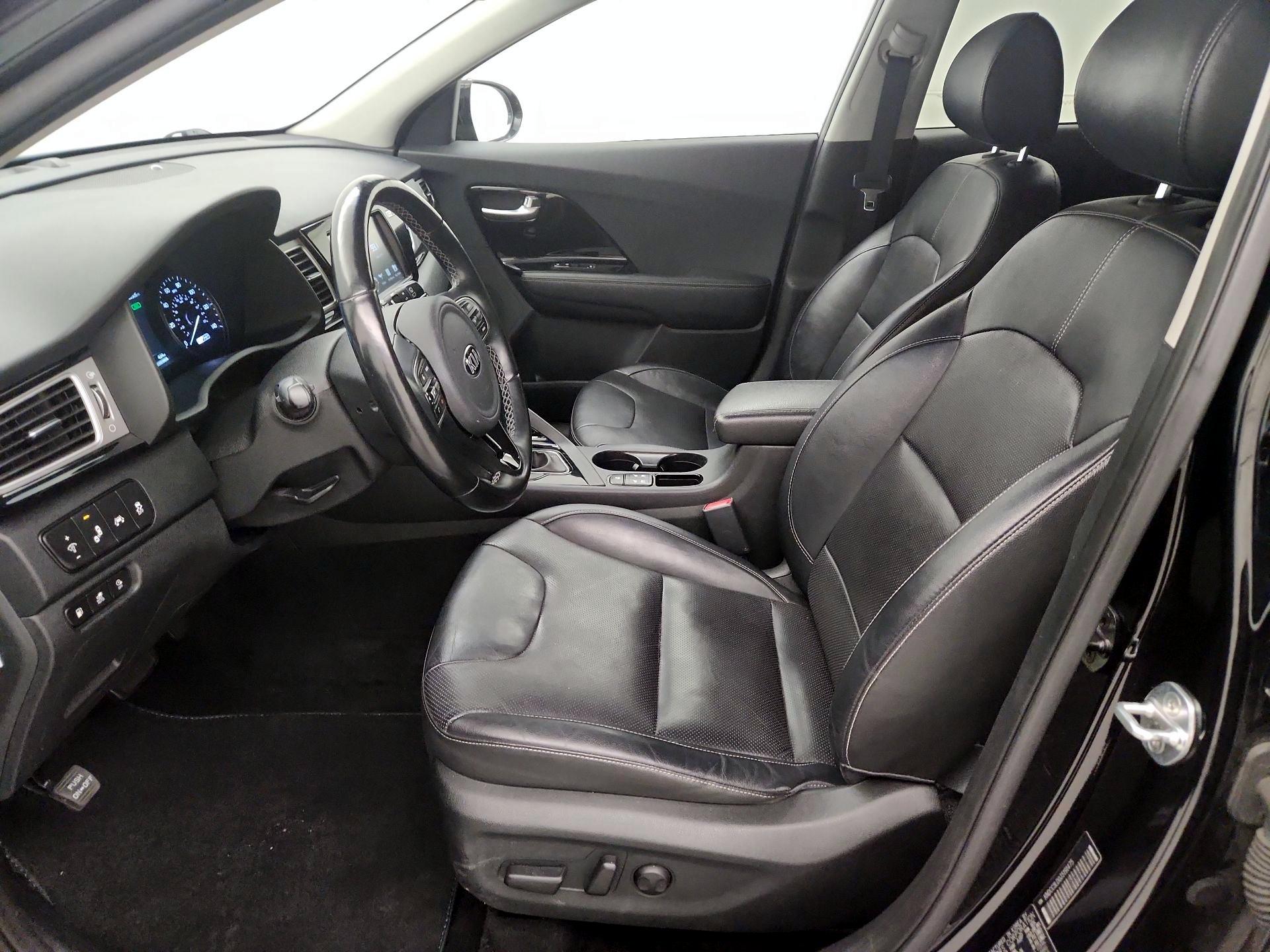 Thumbnail: 2018 Kia Niro - 11