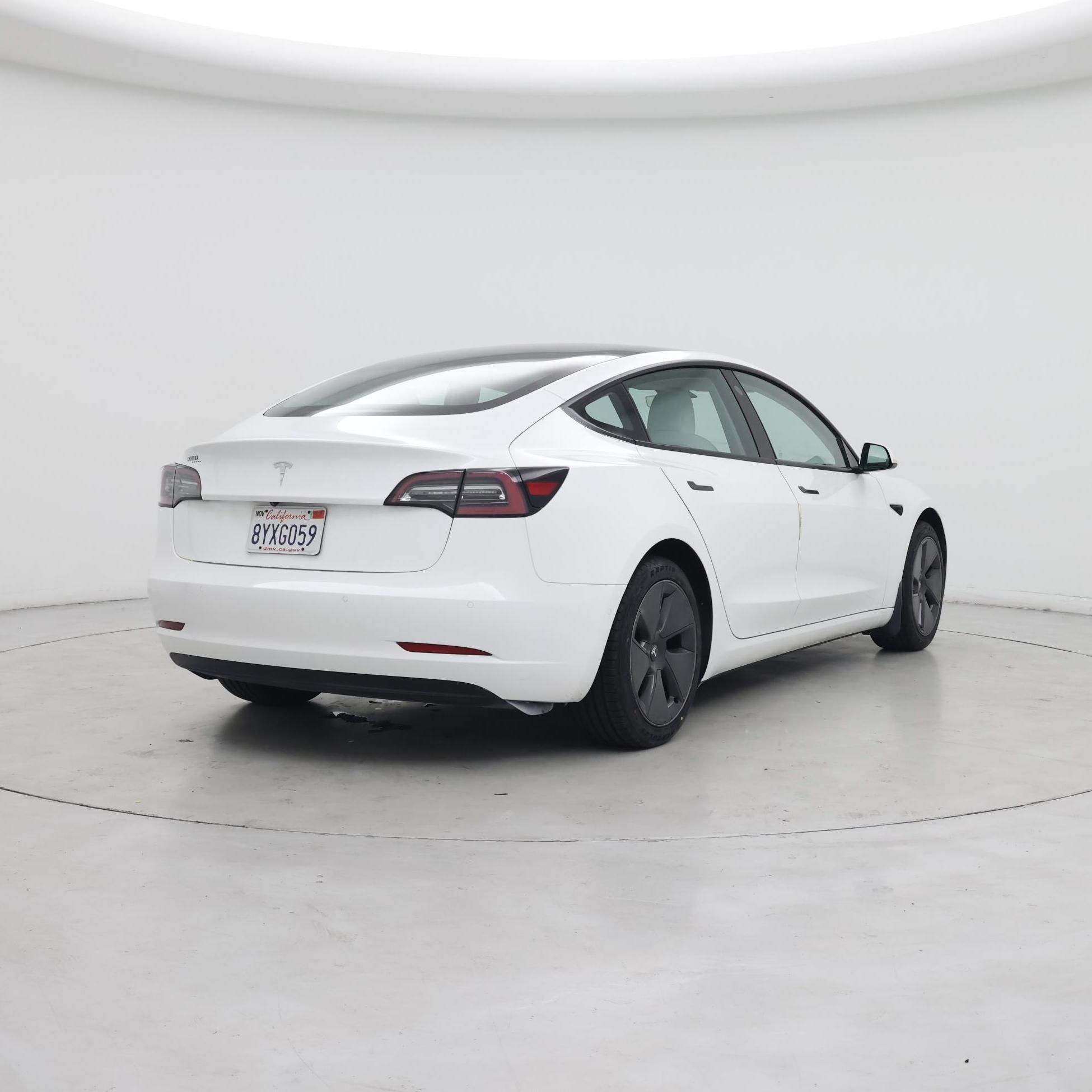 Thumbnail: 2021 Tesla Model 3 - 8