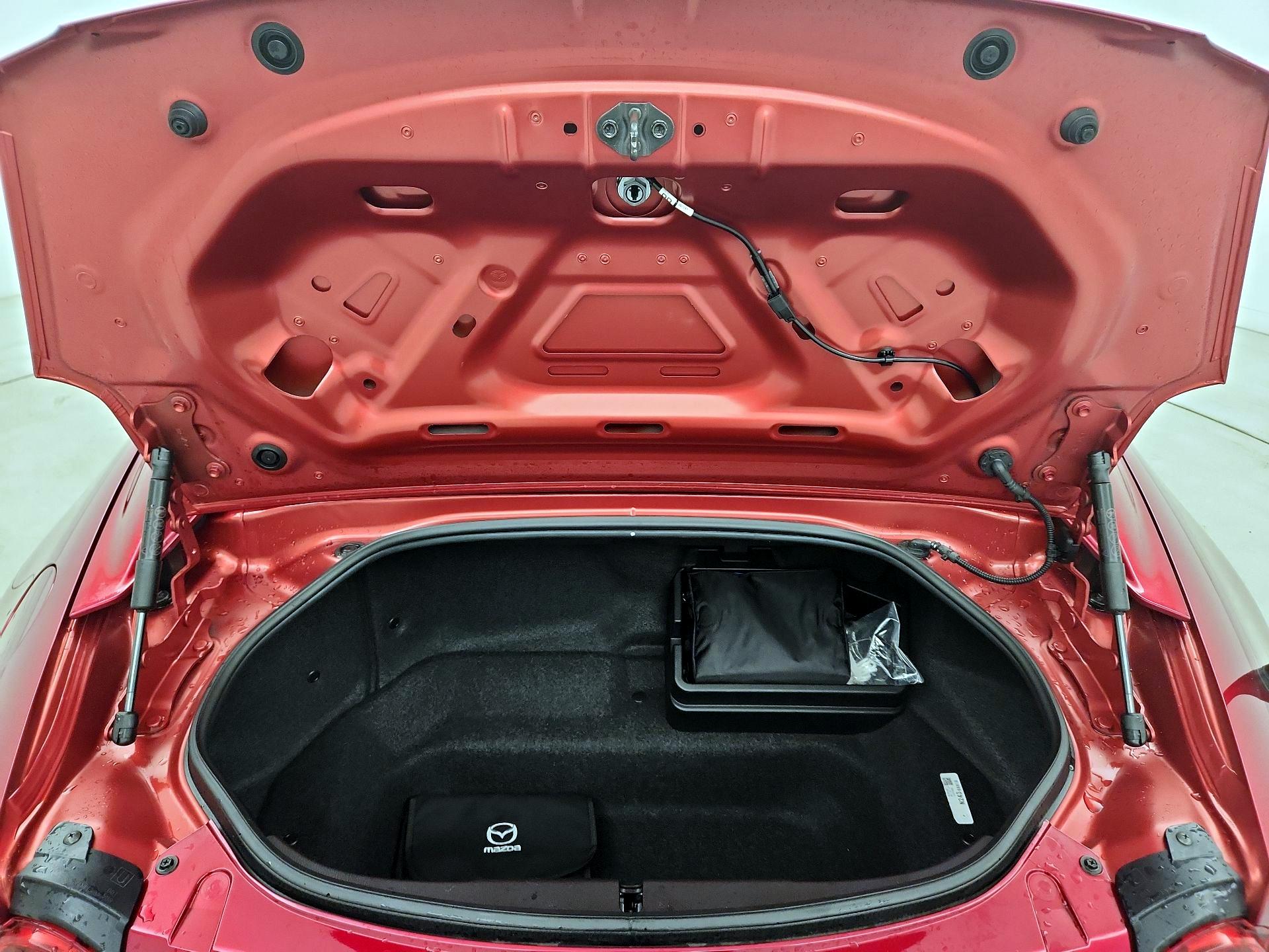 Thumbnail: 2020 Mazda MX-5 Miata - 20