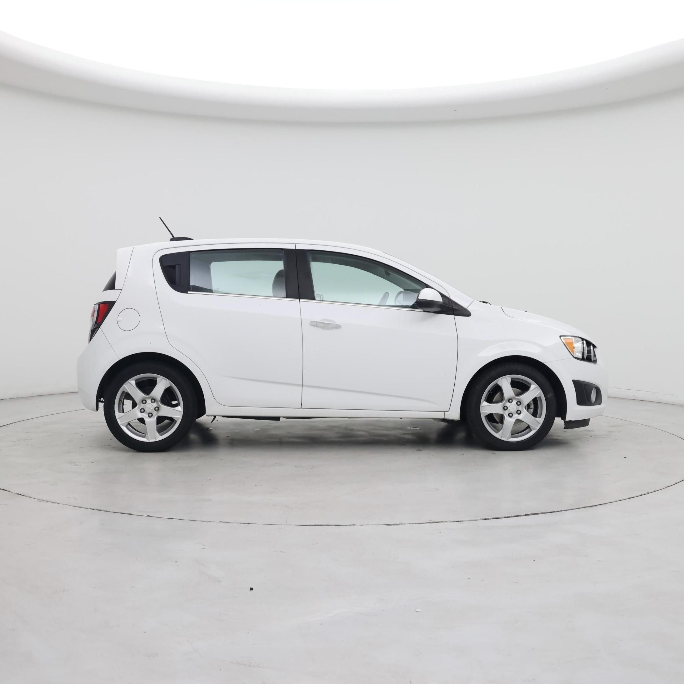 Thumbnail: 2015 Chevrolet Sonic - 7
