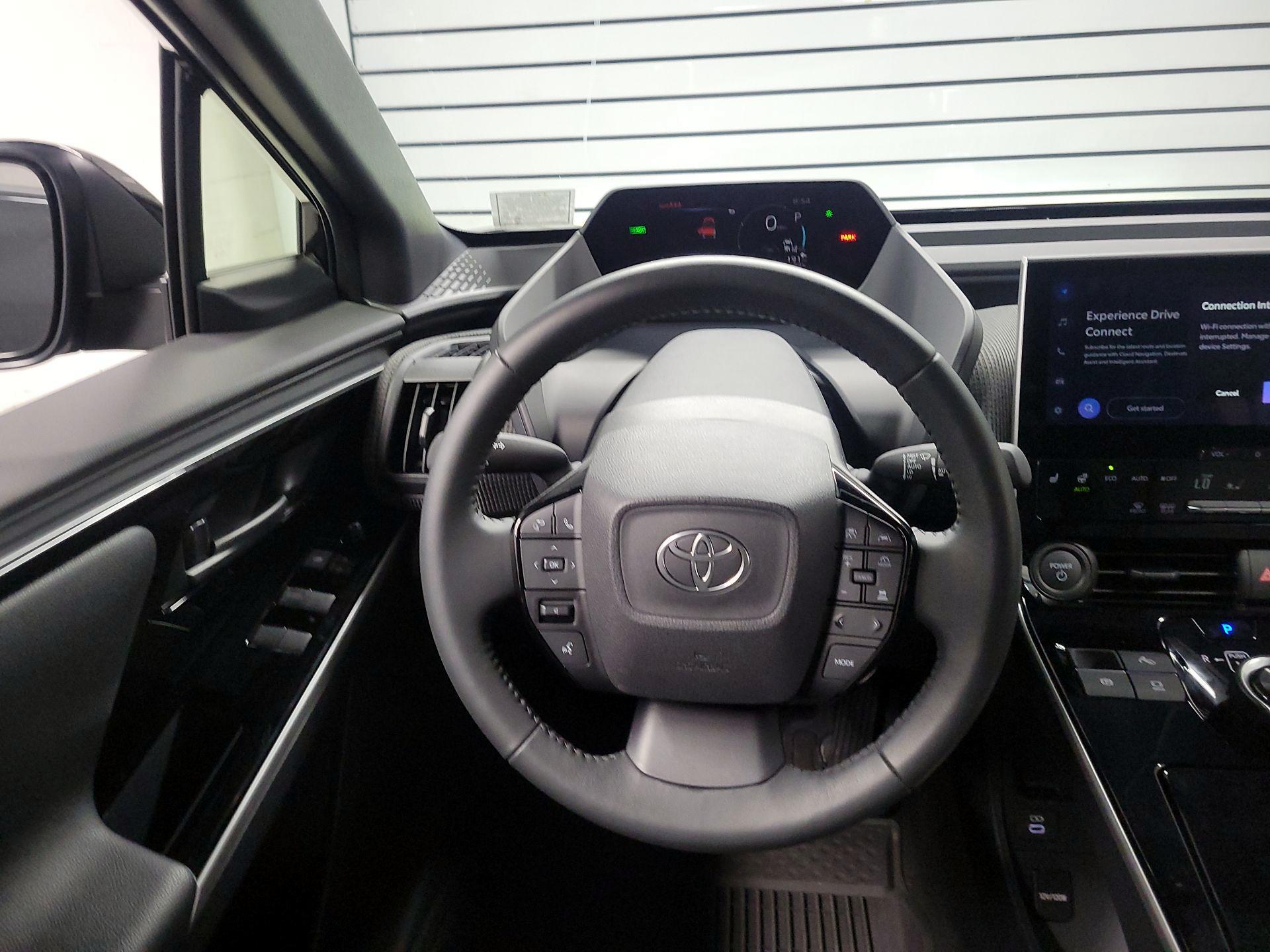 Thumbnail: 2024 Toyota bZ4X - 10