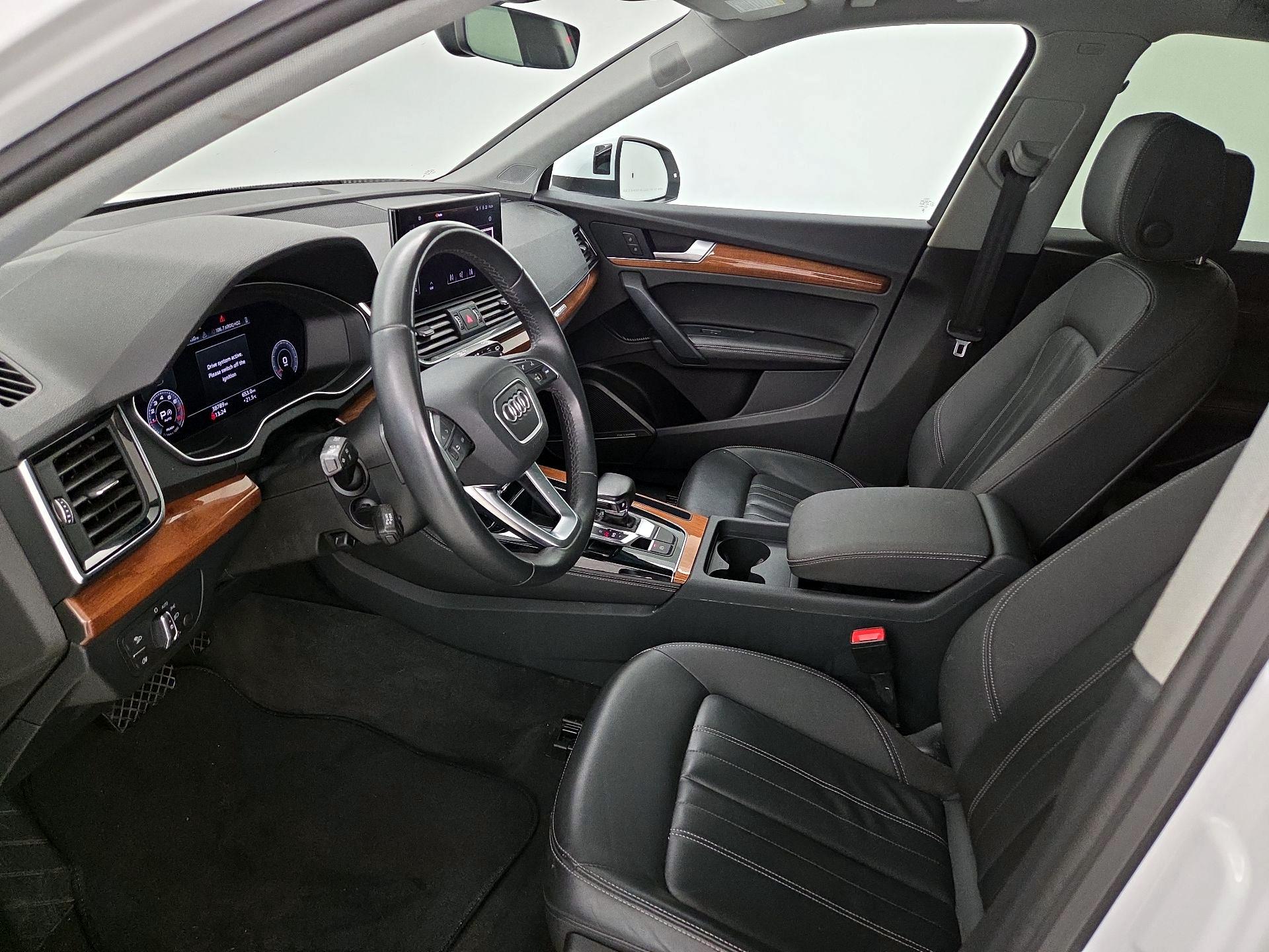 Thumbnail: 2023 Audi Q5 - 11