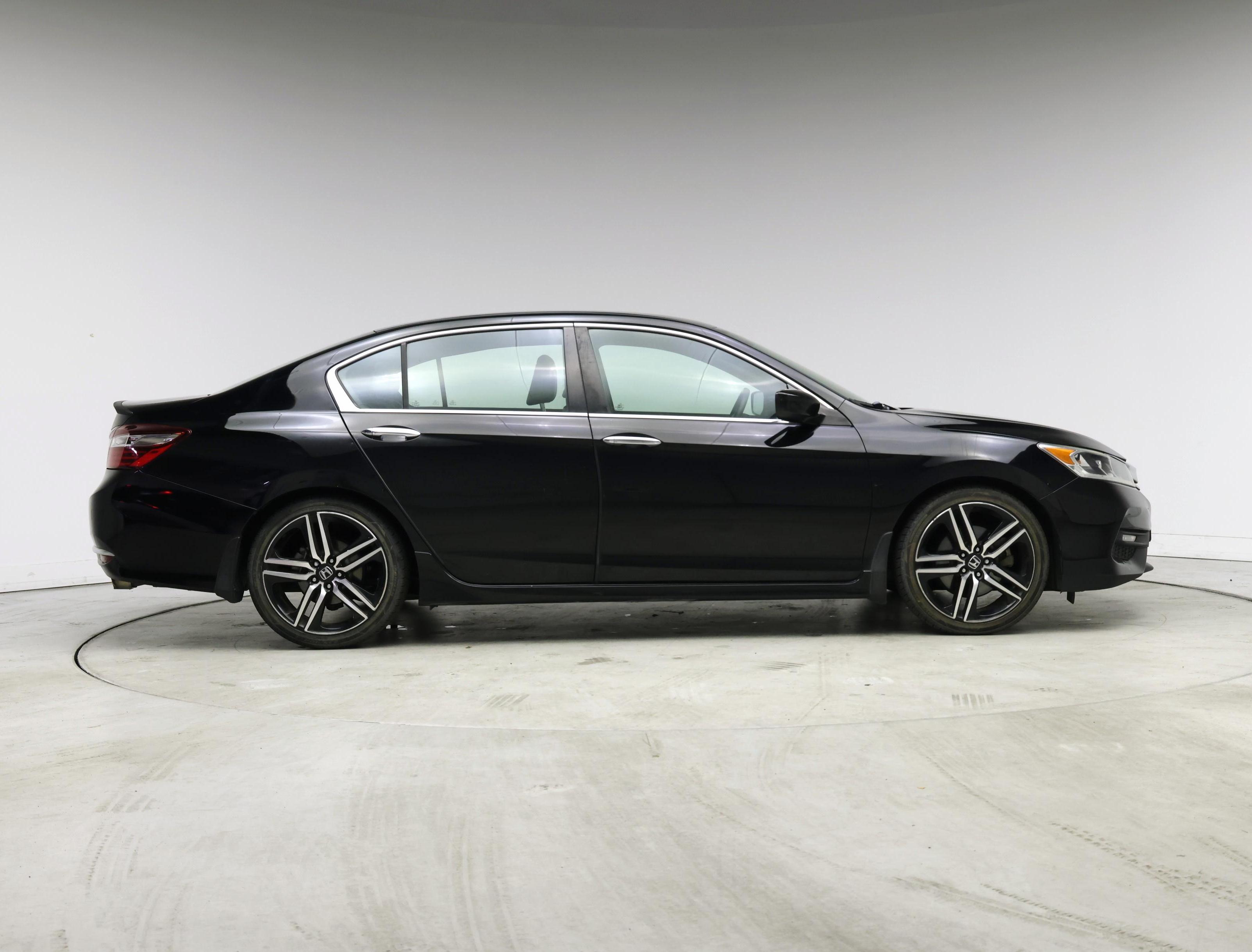 Thumbnail: 2016 Honda Accord - 7