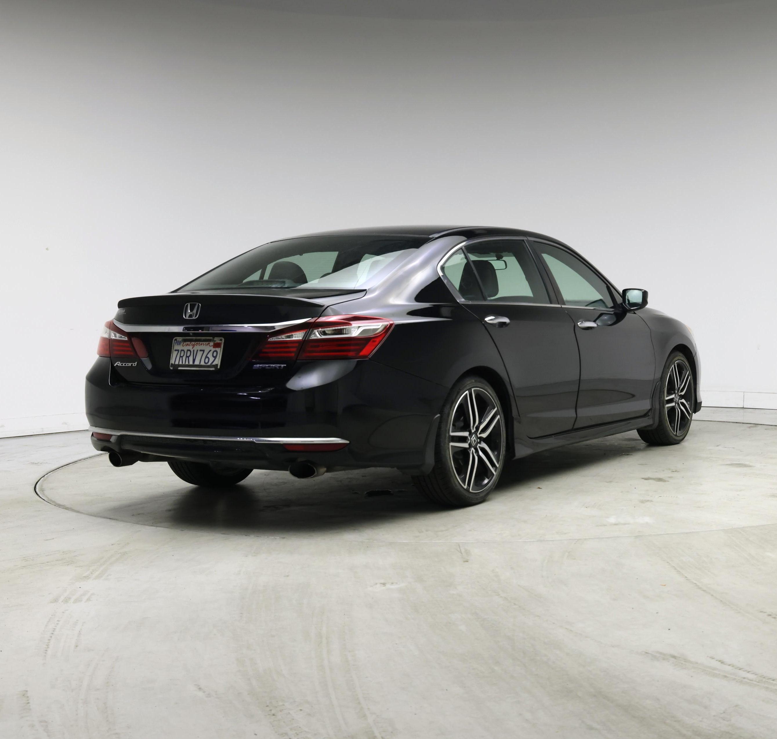 Thumbnail: 2016 Honda Accord - 8