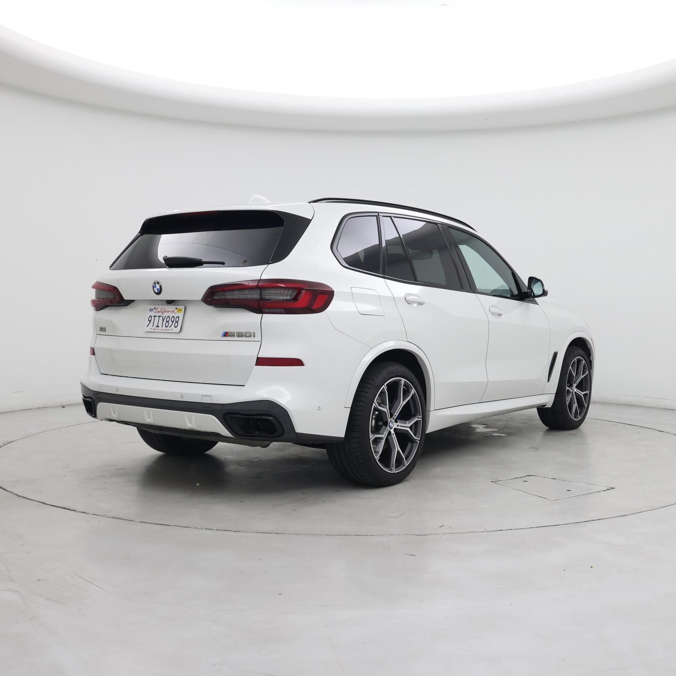 Thumbnail: 2022 BMW X5 - 8