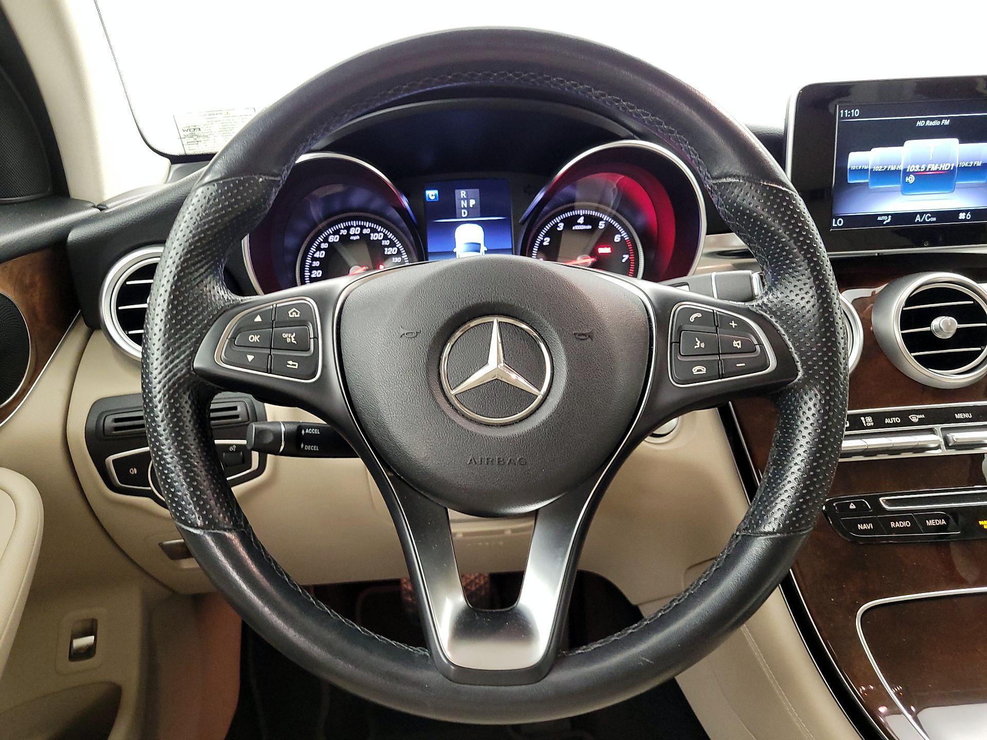 Thumbnail: 2019 Mercedes-Benz GLC - 10