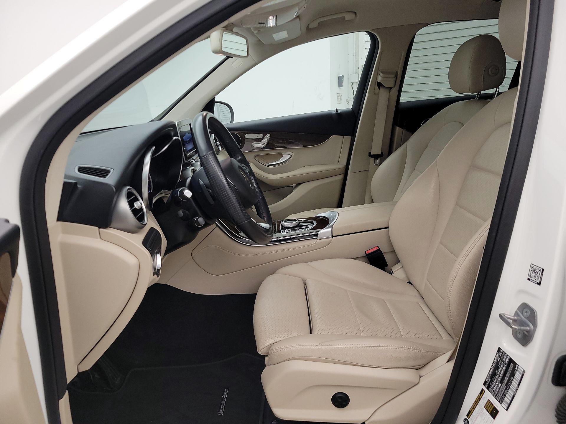 Thumbnail: 2019 Mercedes-Benz GLC - 11