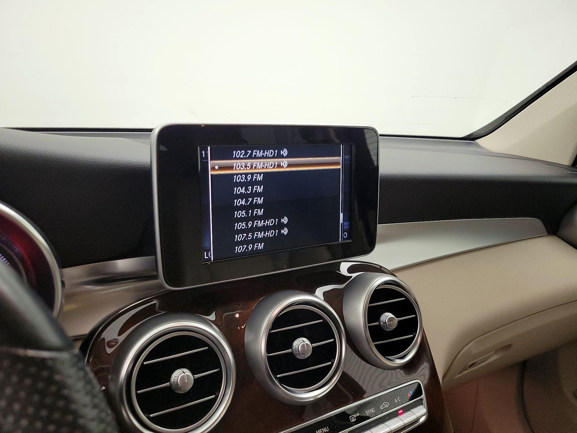 Thumbnail: 2019 Mercedes-Benz GLC - 15