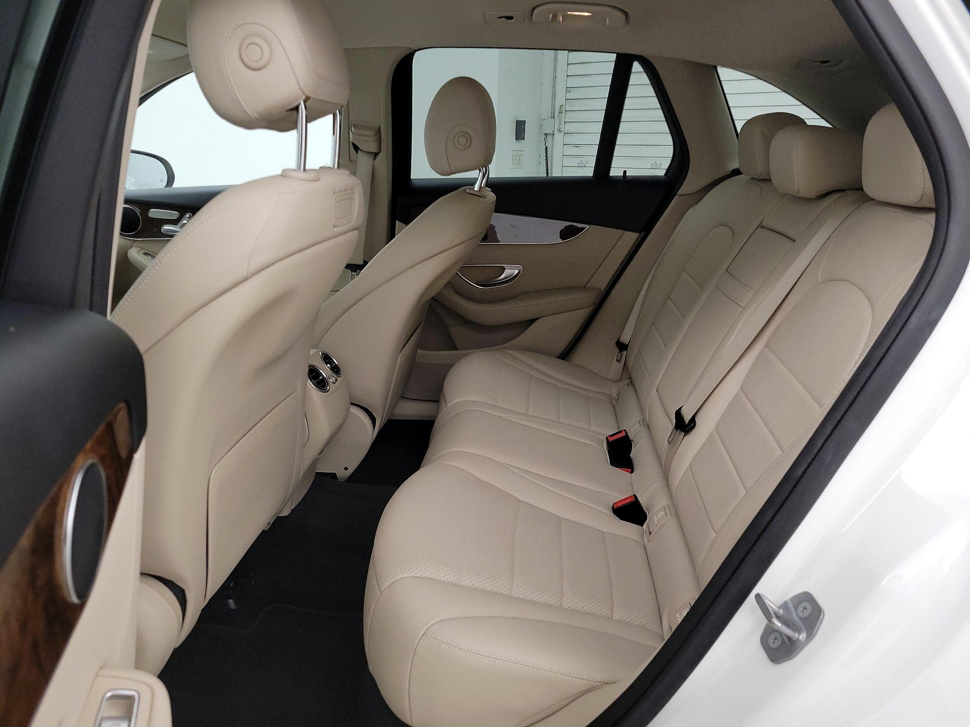 Thumbnail: 2019 Mercedes-Benz GLC - 19