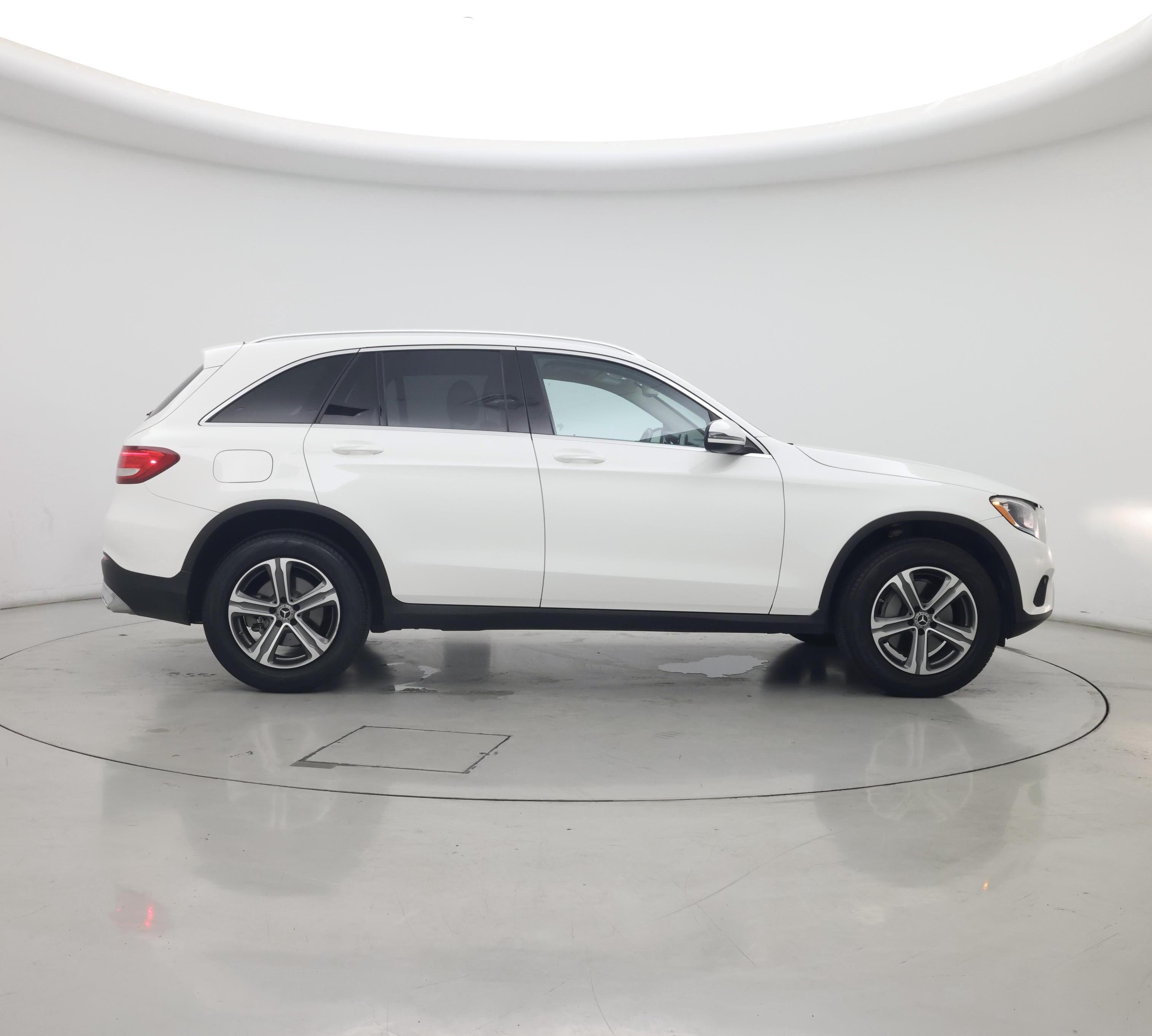 Thumbnail: 2019 Mercedes-Benz GLC - 7