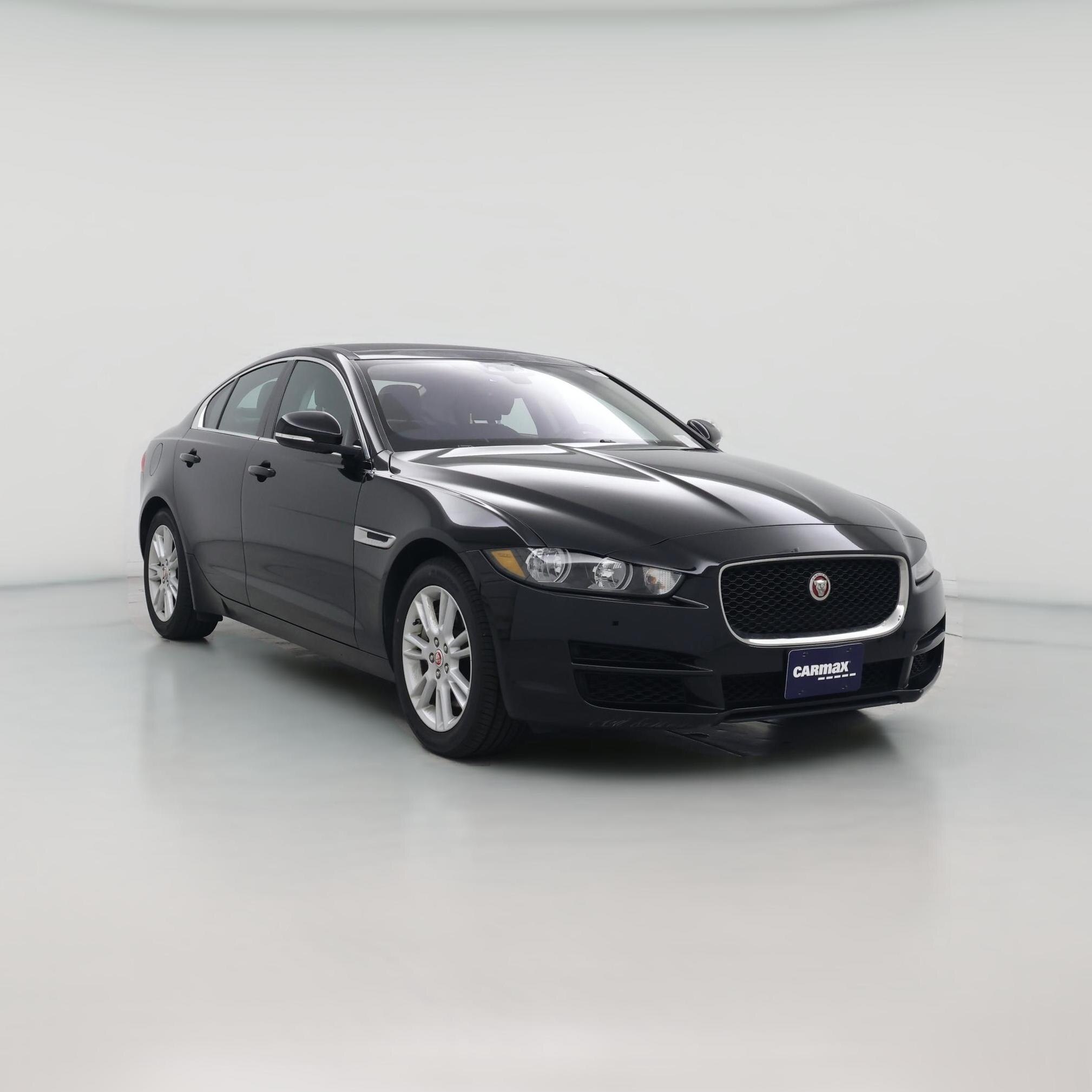 Thumbnail: 2019 Jaguar XE - 1