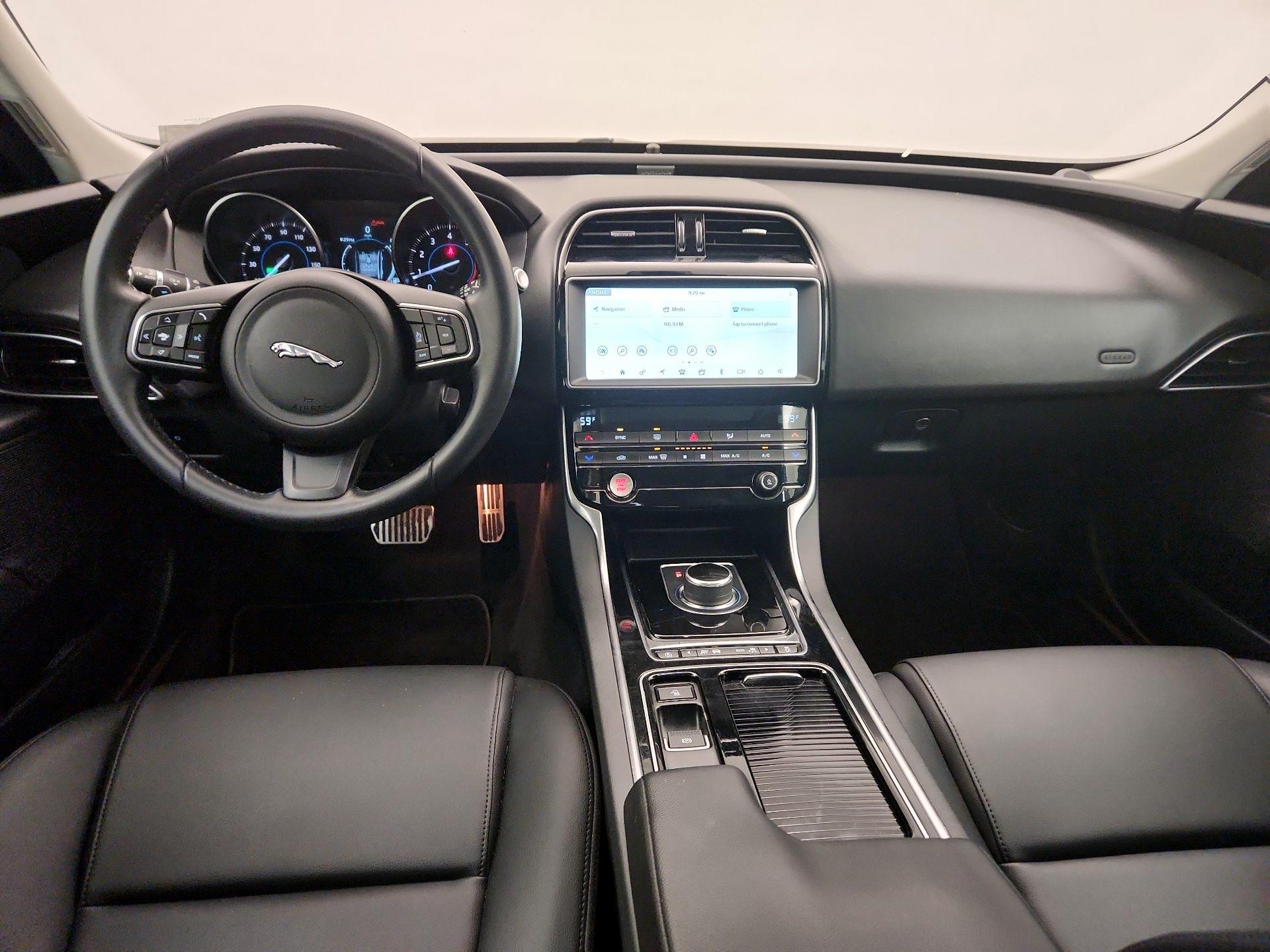 Thumbnail: 2019 Jaguar XE - 9