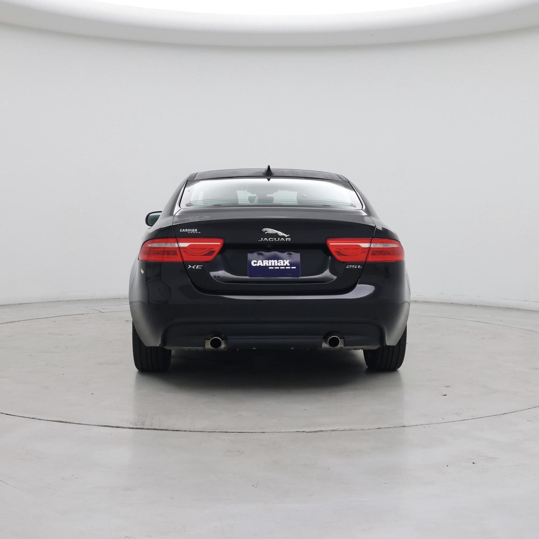 Thumbnail: 2019 Jaguar XE - 6
