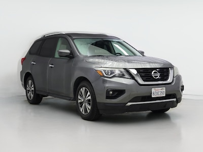 2020 Nissan Pathfinder SL