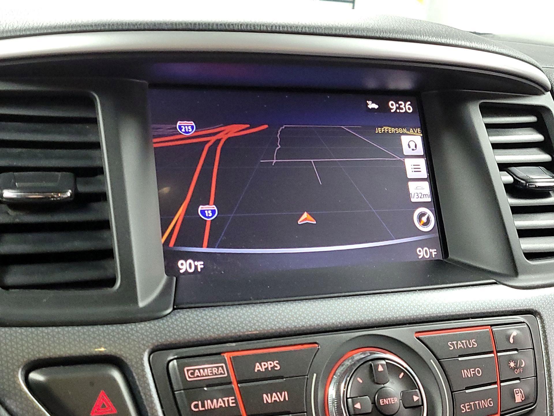 Thumbnail: 2020 Nissan Pathfinder - 14