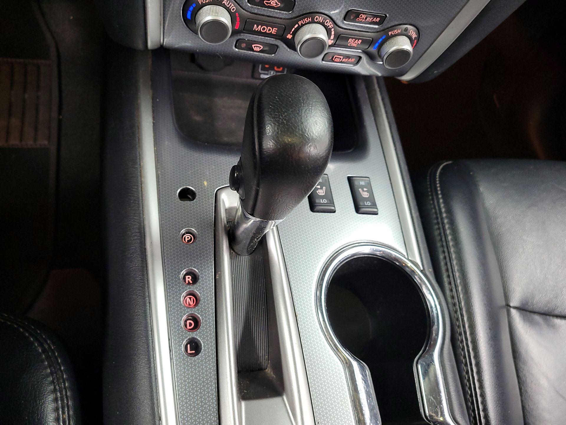 Thumbnail: 2020 Nissan Pathfinder - 16