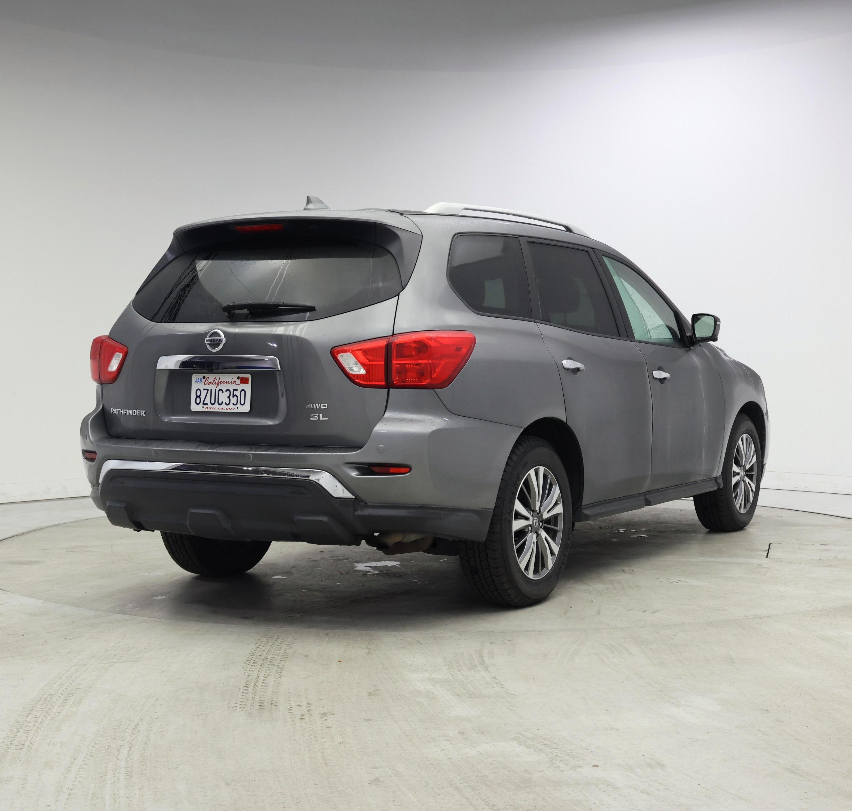 Thumbnail: 2020 Nissan Pathfinder - 8