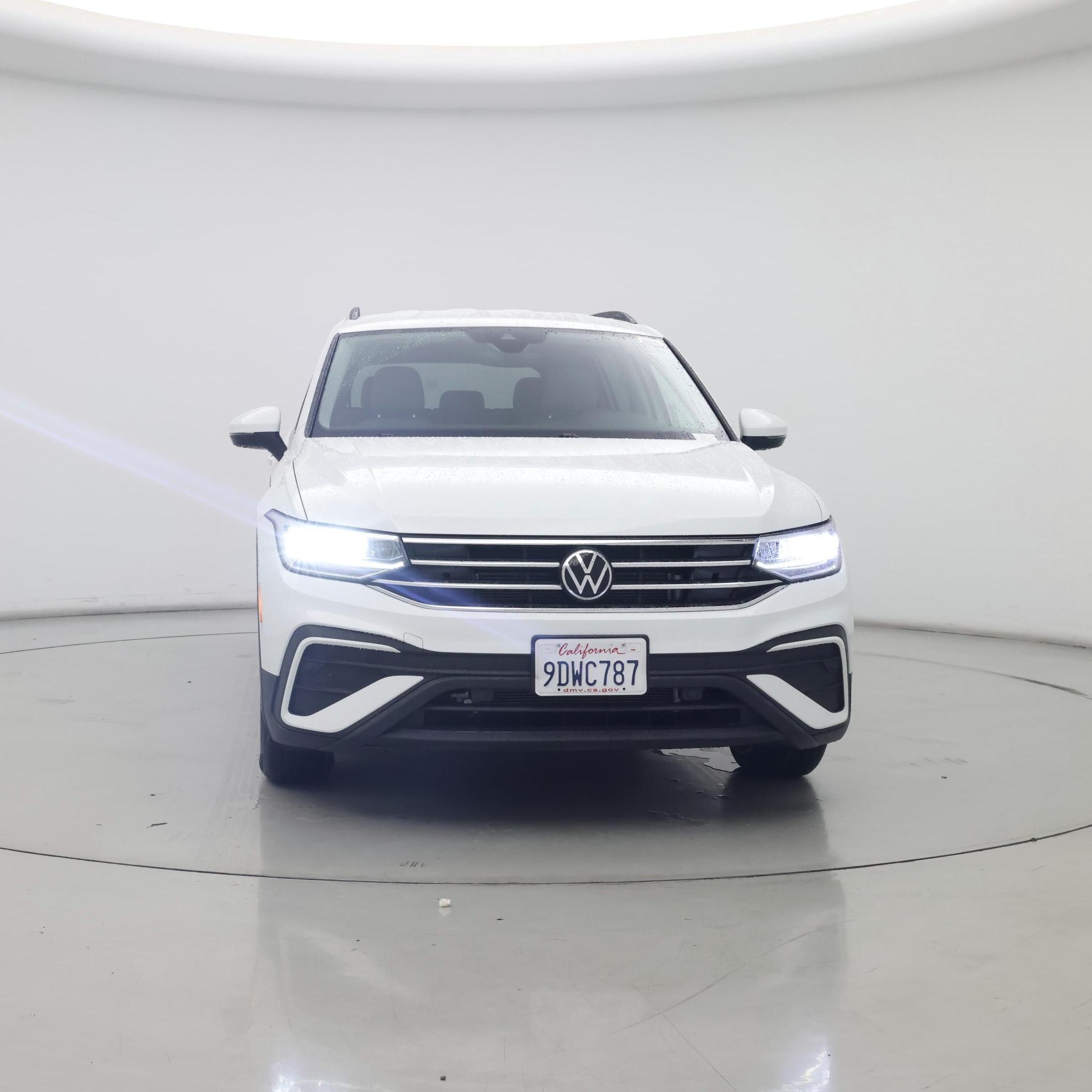 Thumbnail: 2023 Volkswagen Tiguan - 5
