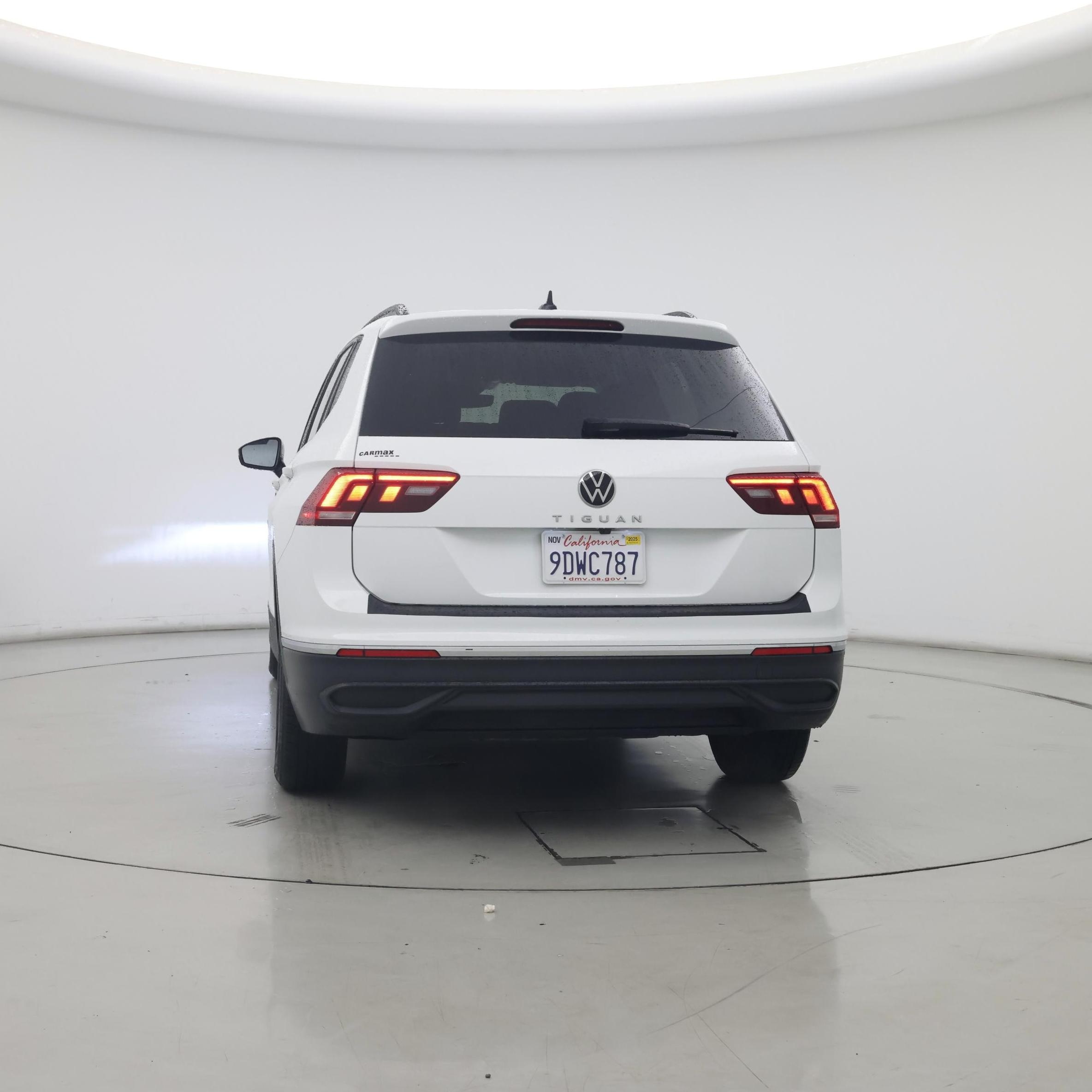 Thumbnail: 2023 Volkswagen Tiguan - 6