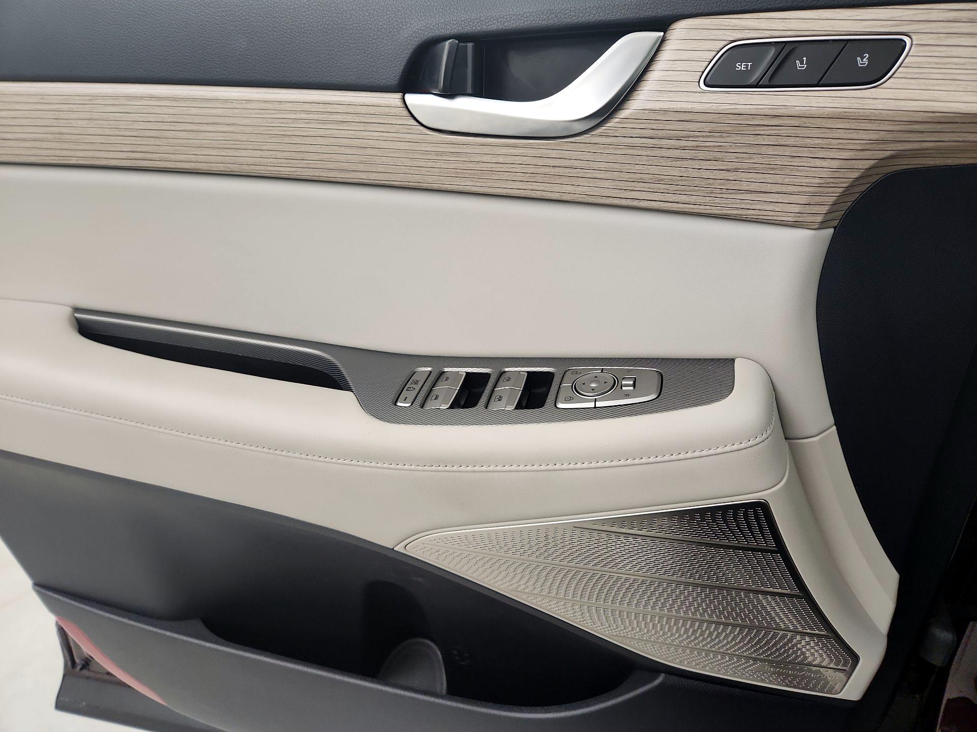 Thumbnail: 2022 Hyundai Palisade - 12