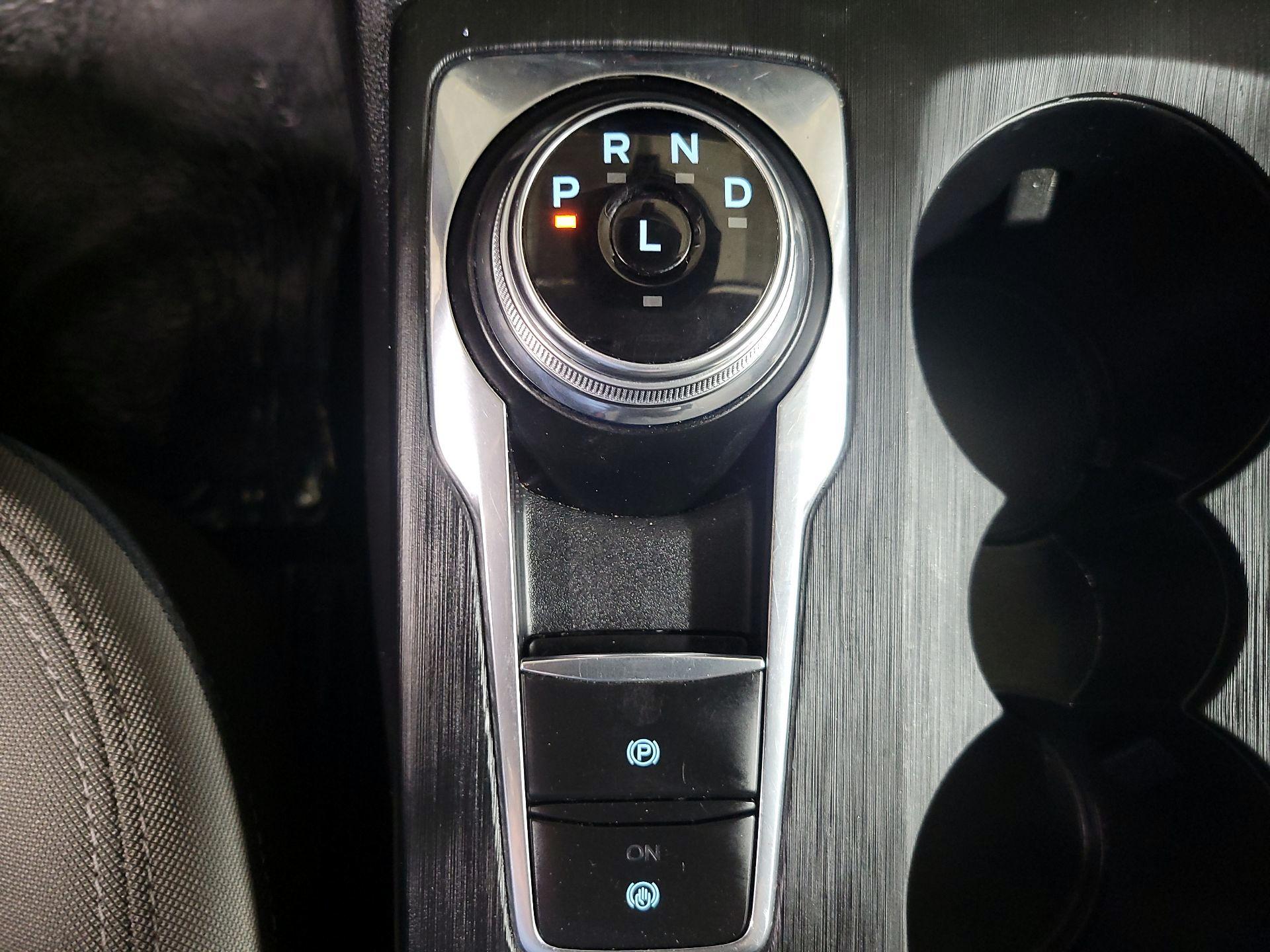 Thumbnail: 2020 Ford Escape - 15