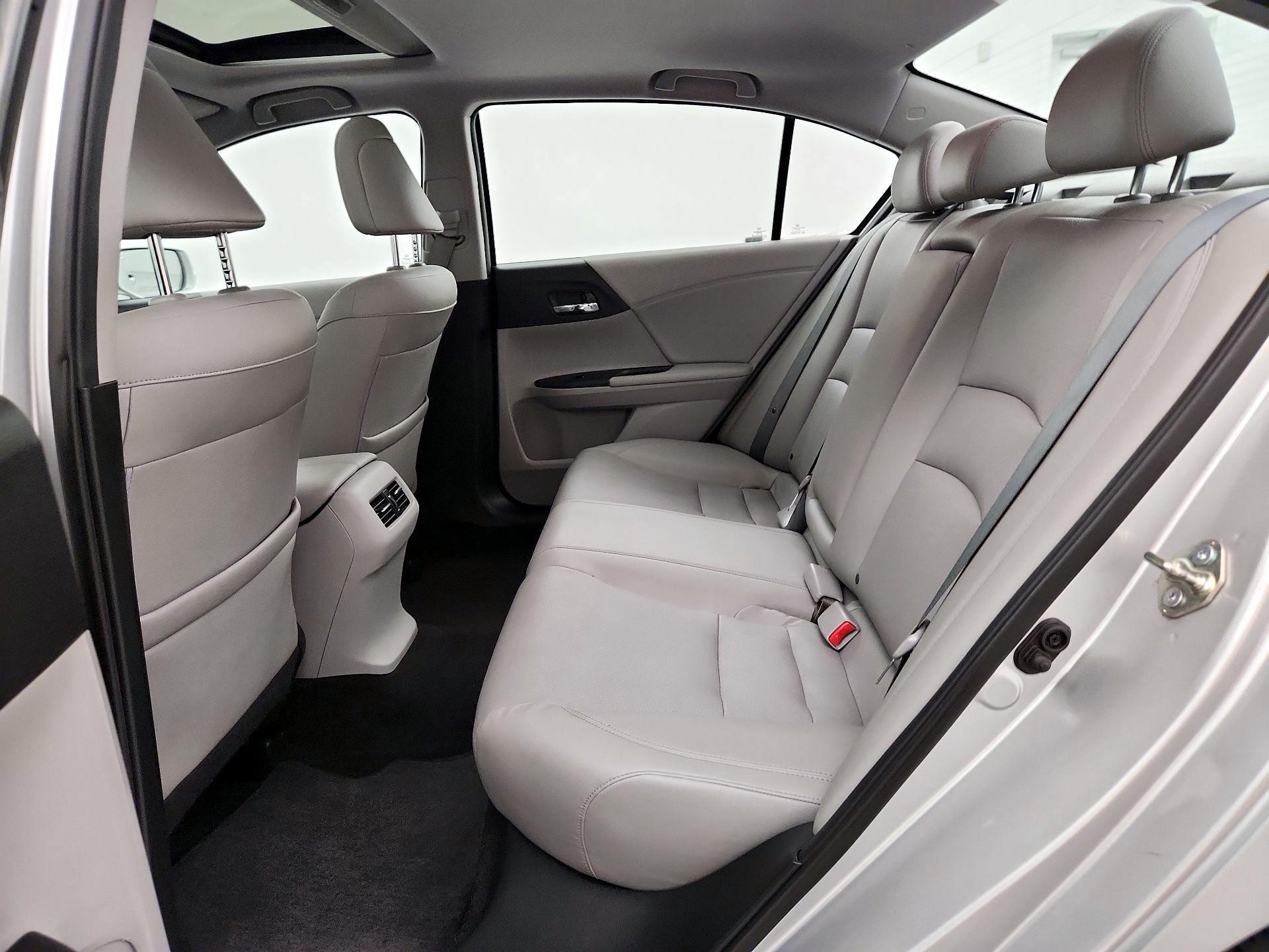 Thumbnail: 2015 Honda Accord - 20