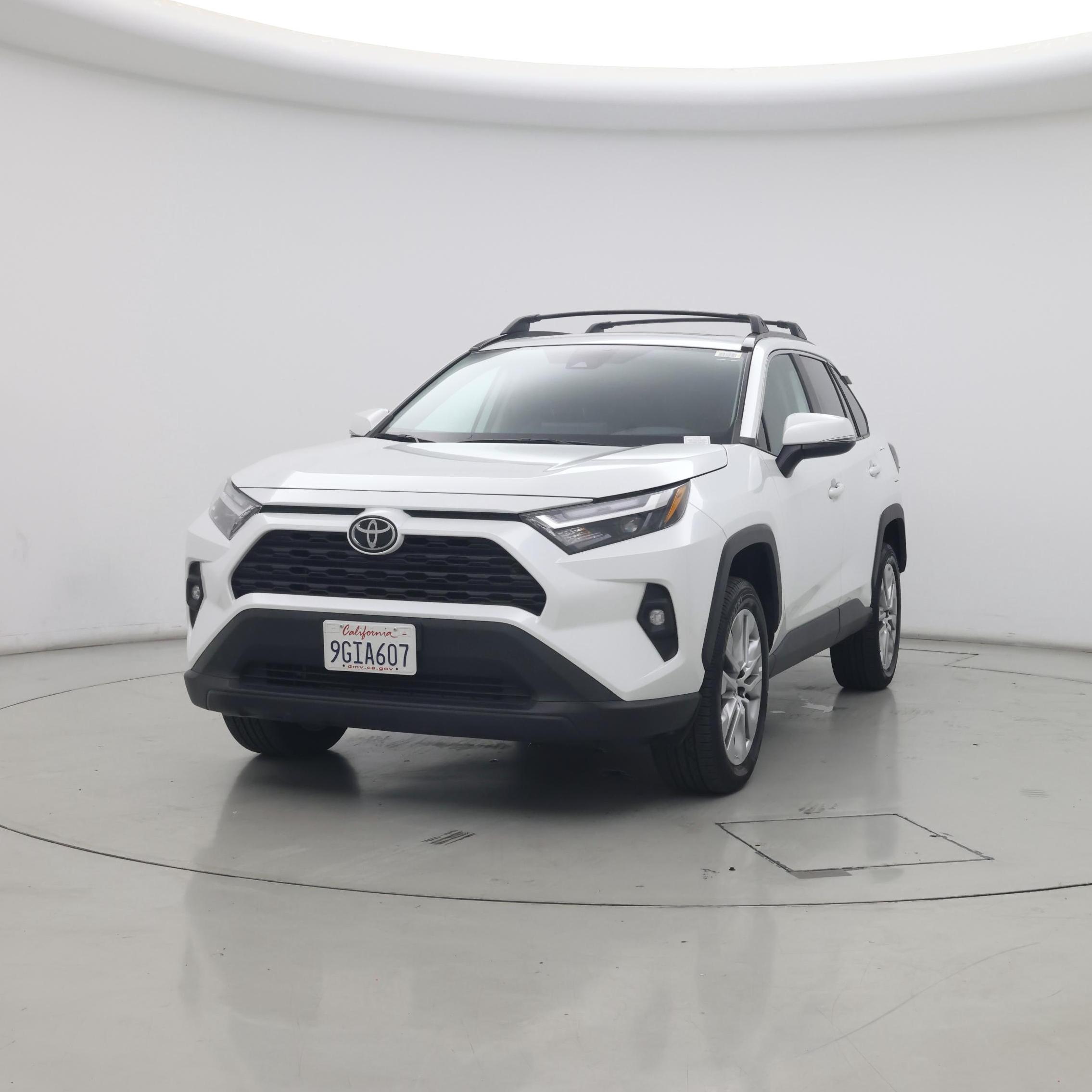 Thumbnail: 2023 Toyota RAV4 - 4