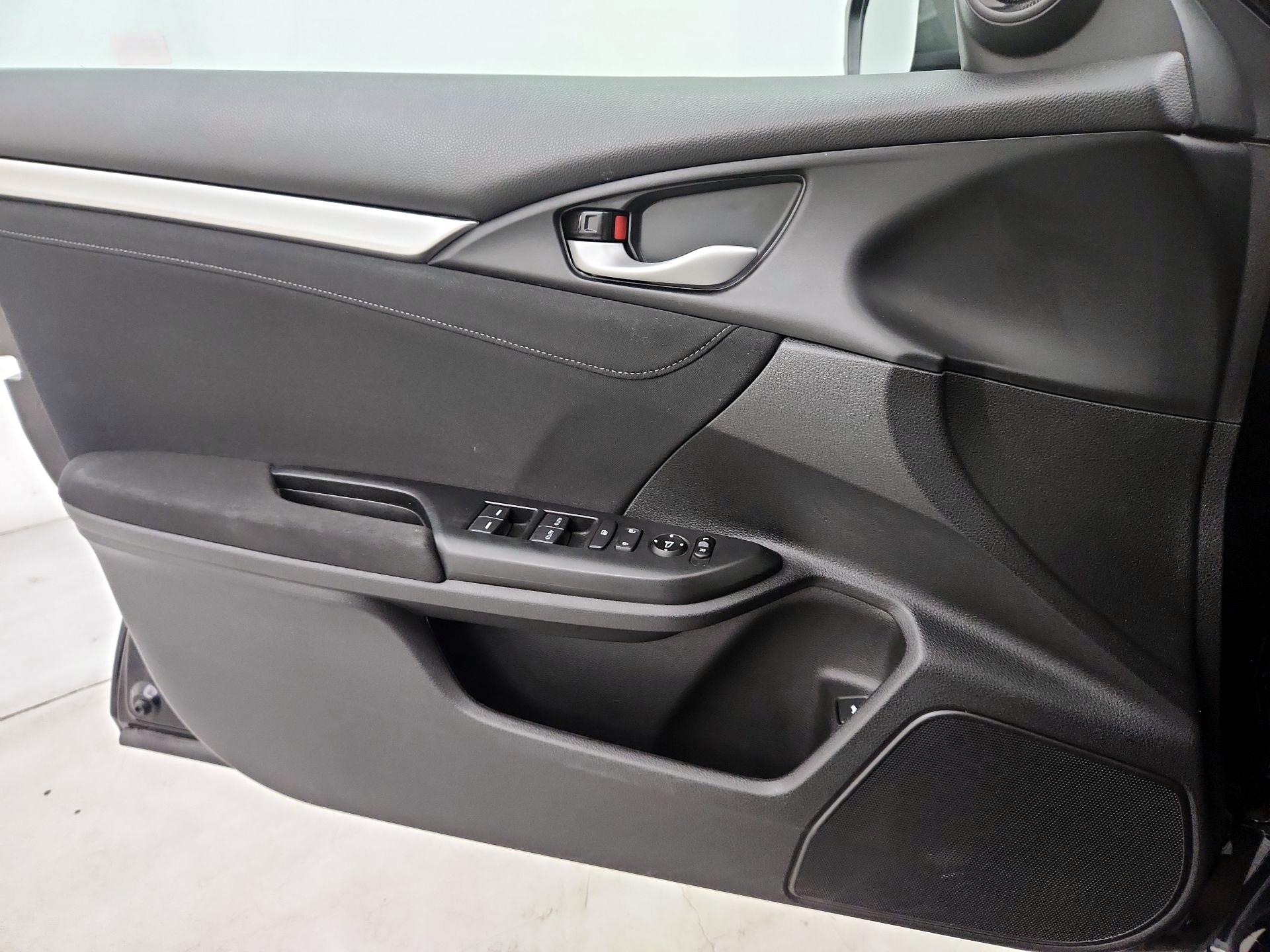 Thumbnail: 2020 Honda Civic - 12