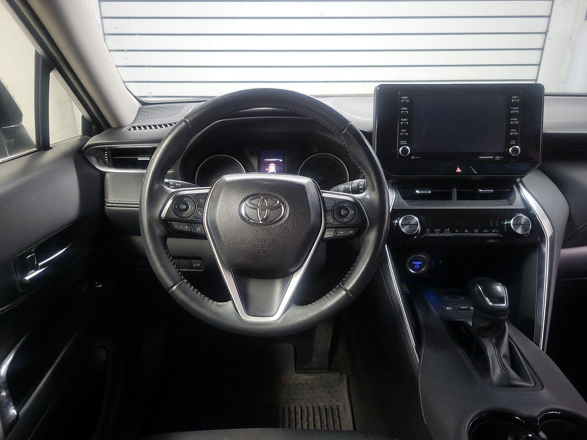 Thumbnail: 2021 Toyota Venza - 10