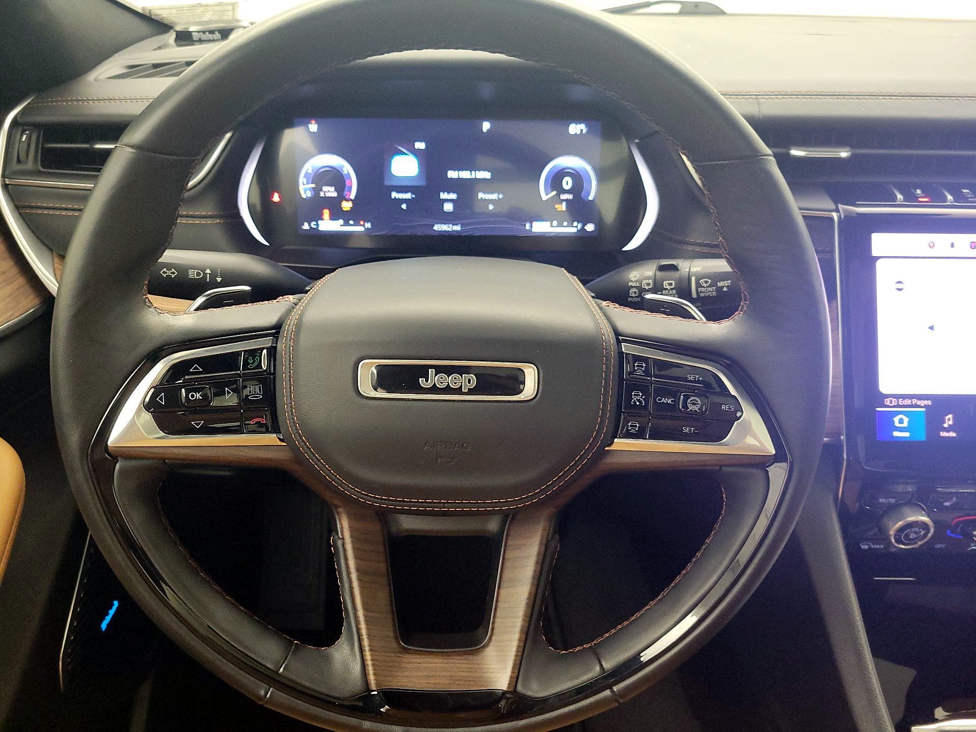 Thumbnail: 2022 Jeep Grand Cherokee - 10