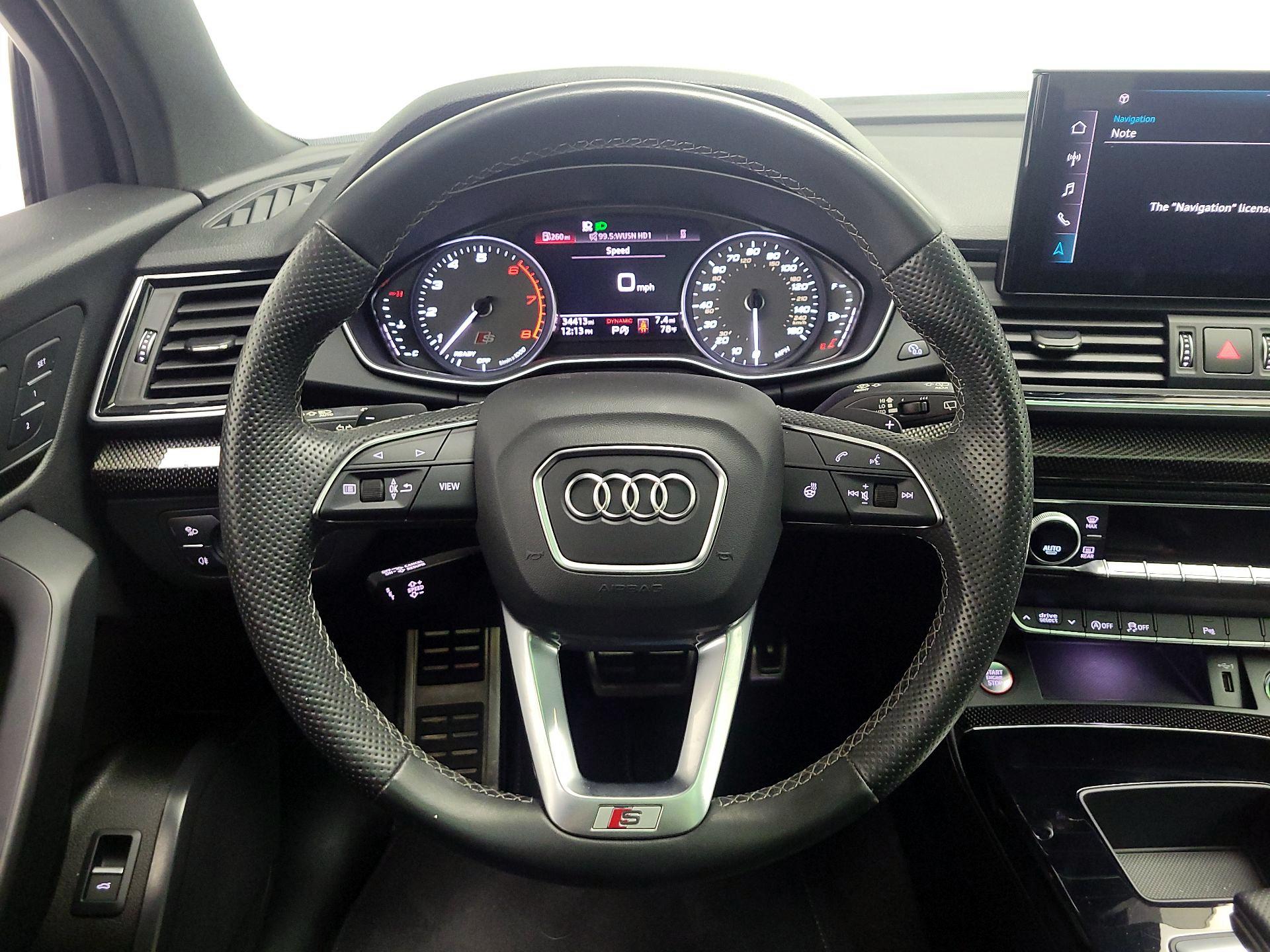 Thumbnail: 2022 Audi SQ5 - 10