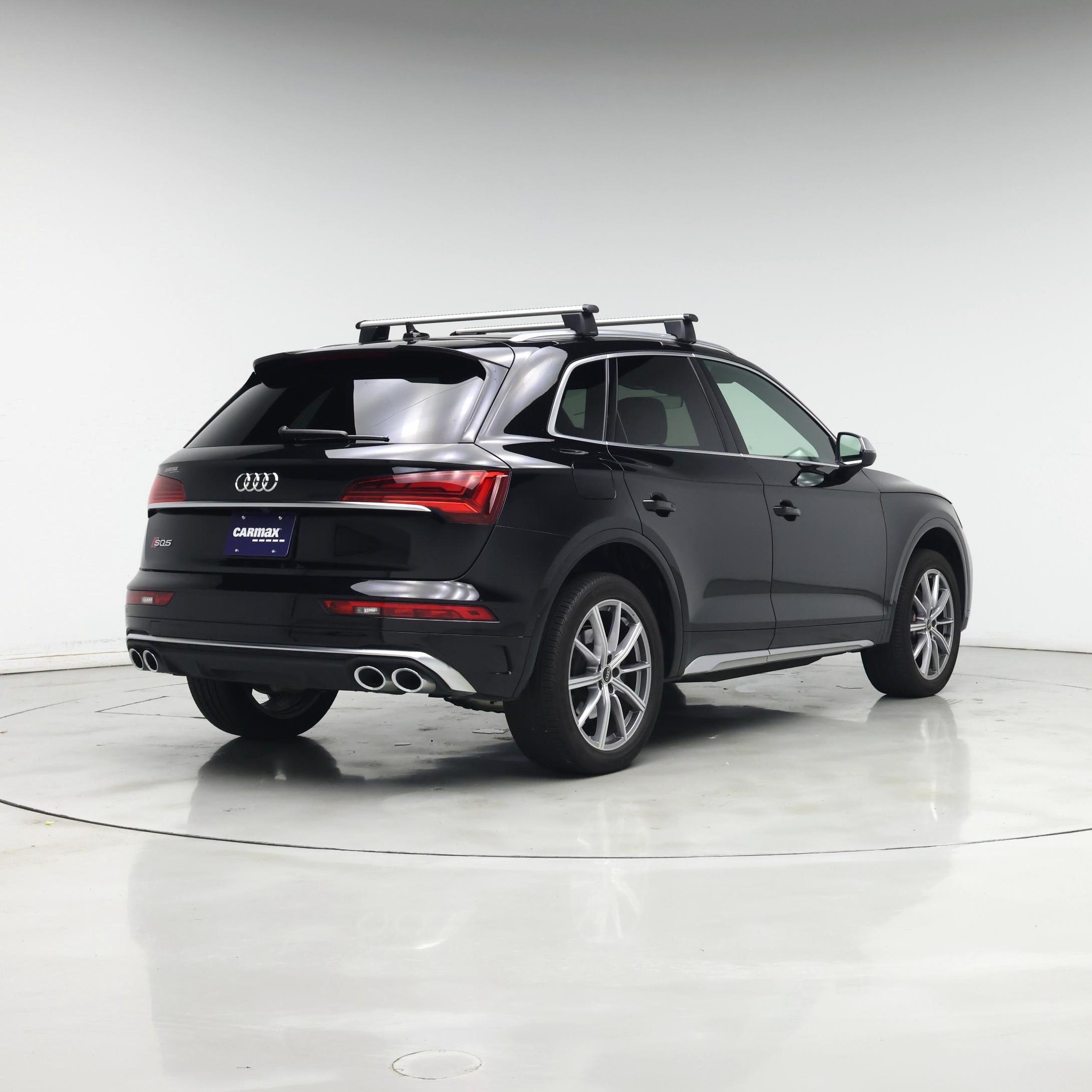 Thumbnail: 2022 Audi SQ5 - 8