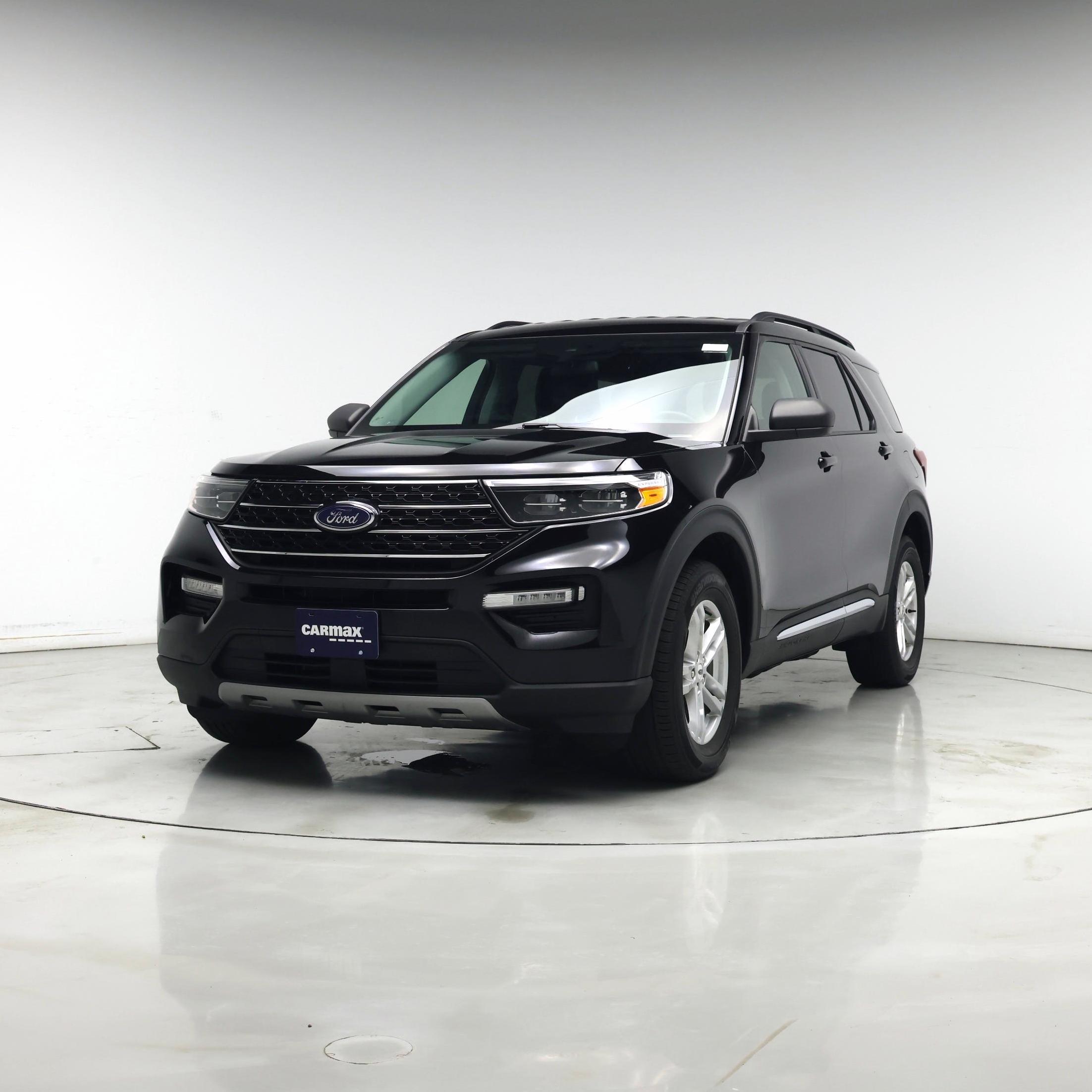 Thumbnail: 2021 Ford Explorer - 4