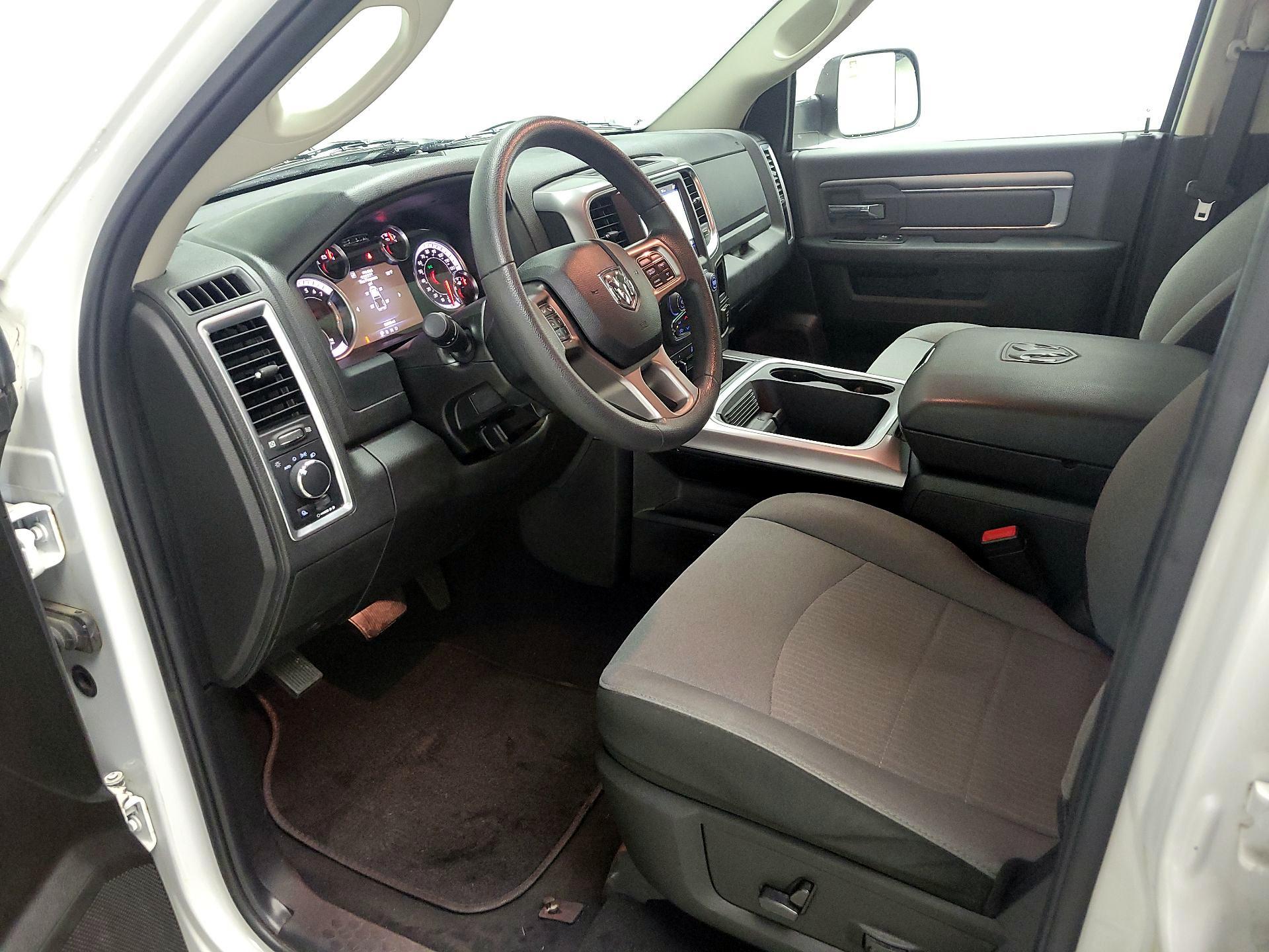 Thumbnail: 2023 RAM 1500 Classic - 11