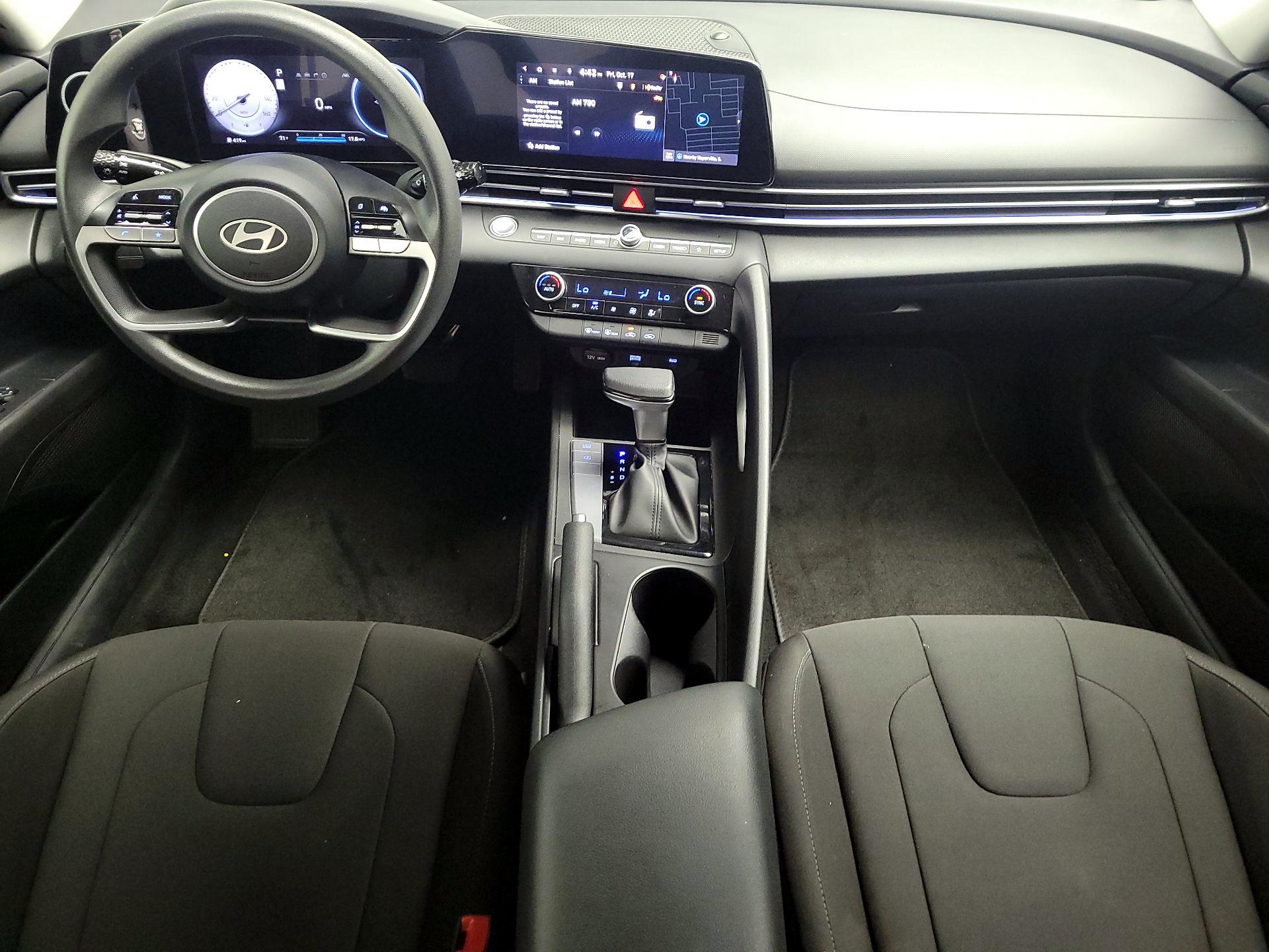 Thumbnail: 2024 Hyundai Elantra - 9