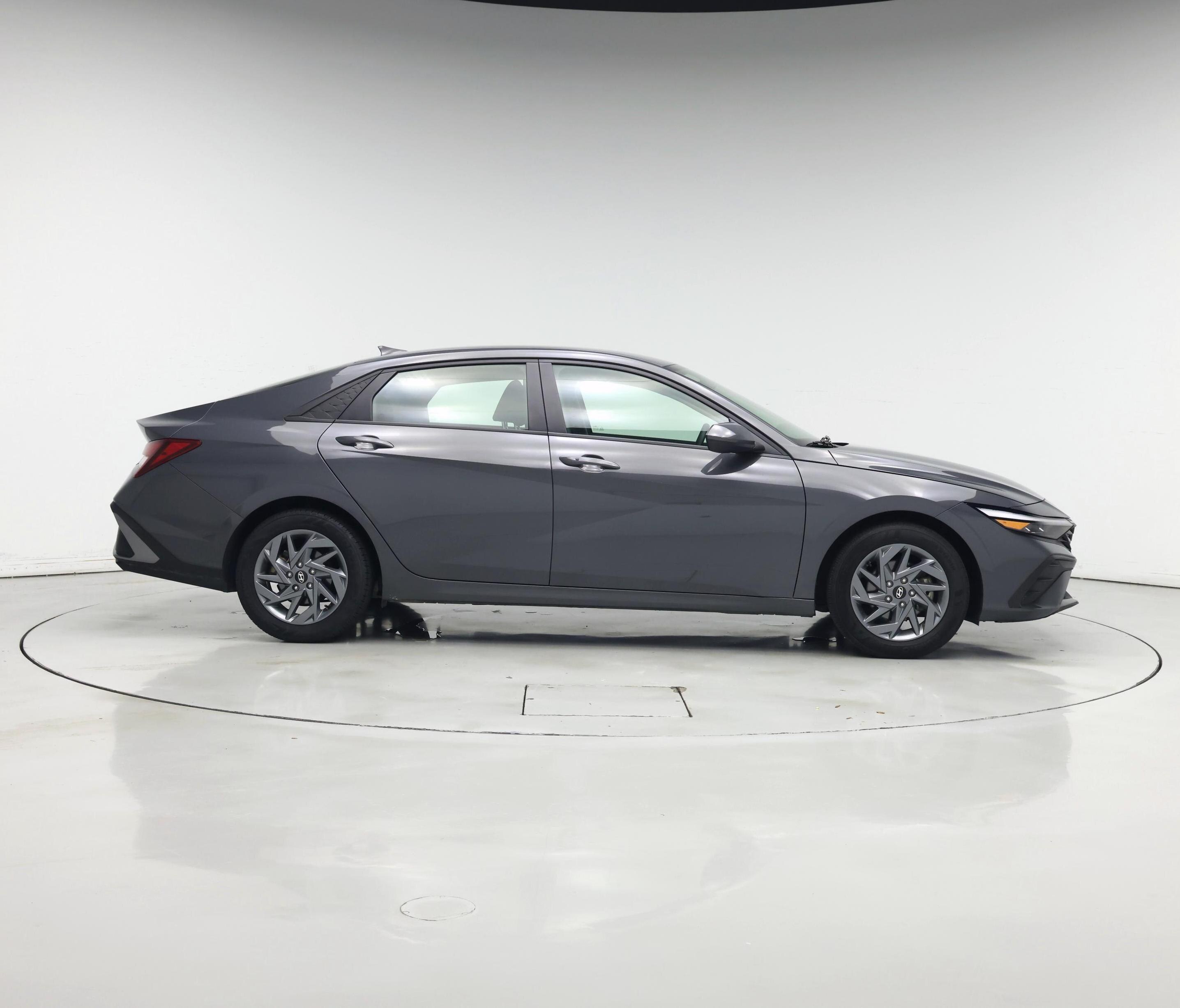 Thumbnail: 2024 Hyundai Elantra - 7