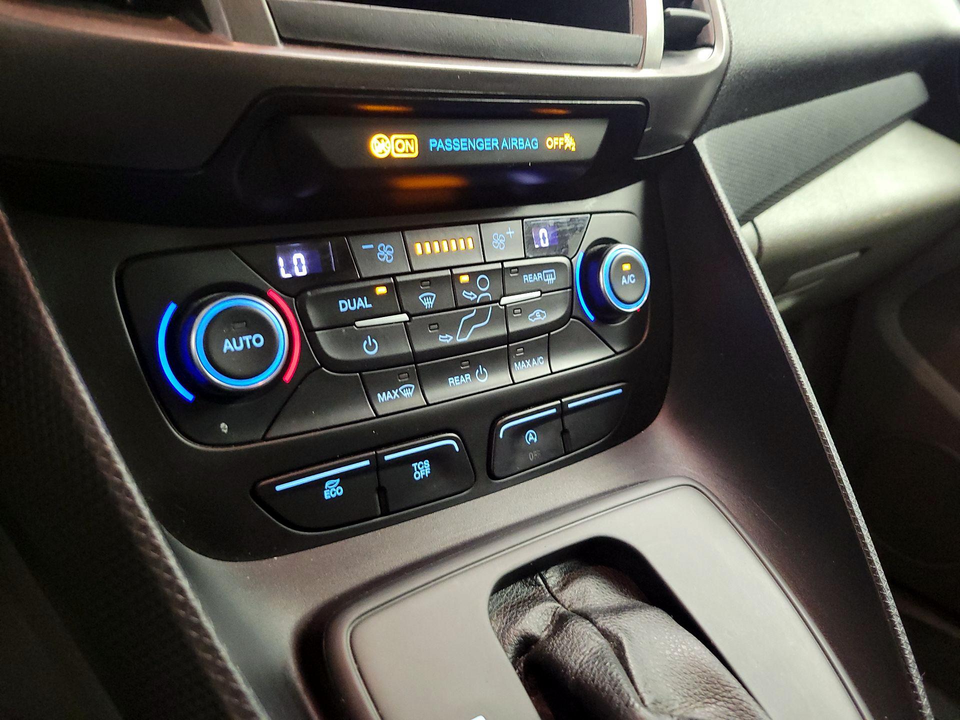 Thumbnail: 2022 Ford Transit Series - 15