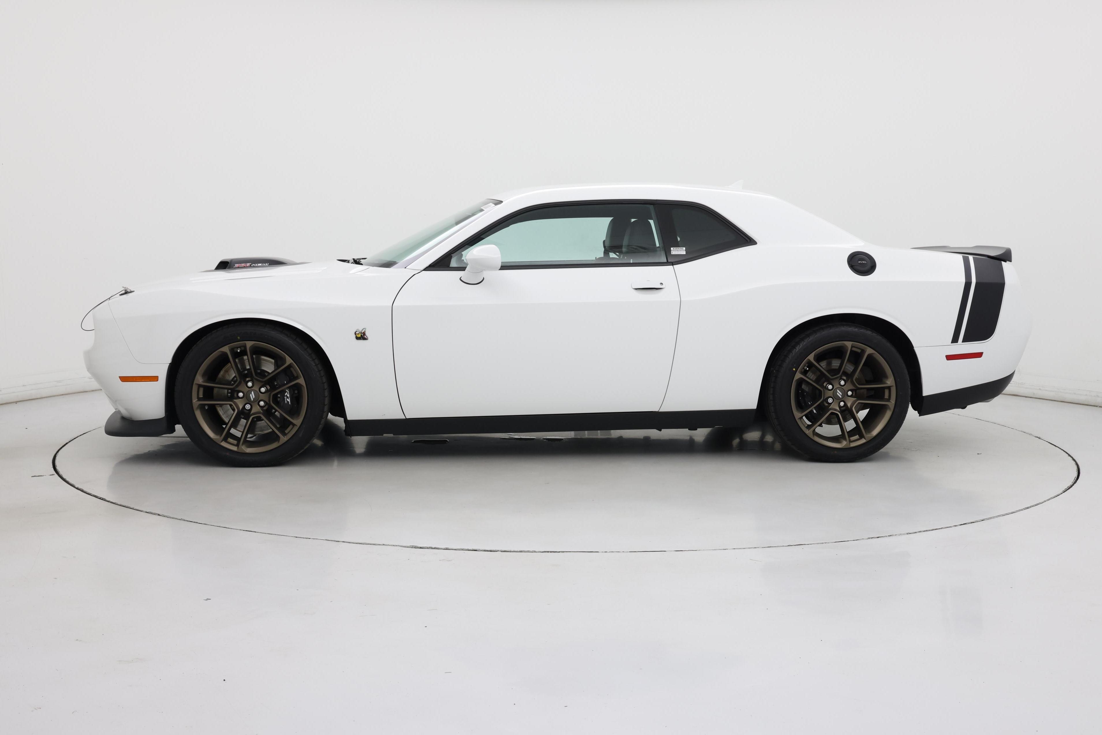 Thumbnail: 2021 Dodge Challenger - 3